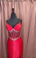 61916 / Red / Size 4 / Alyce