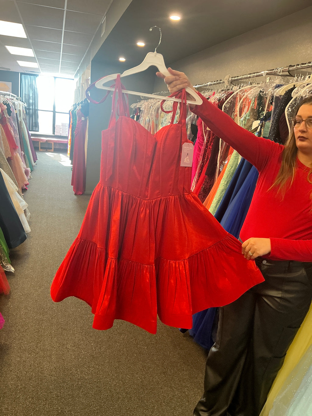 T869/ Red/ 14/ Nox