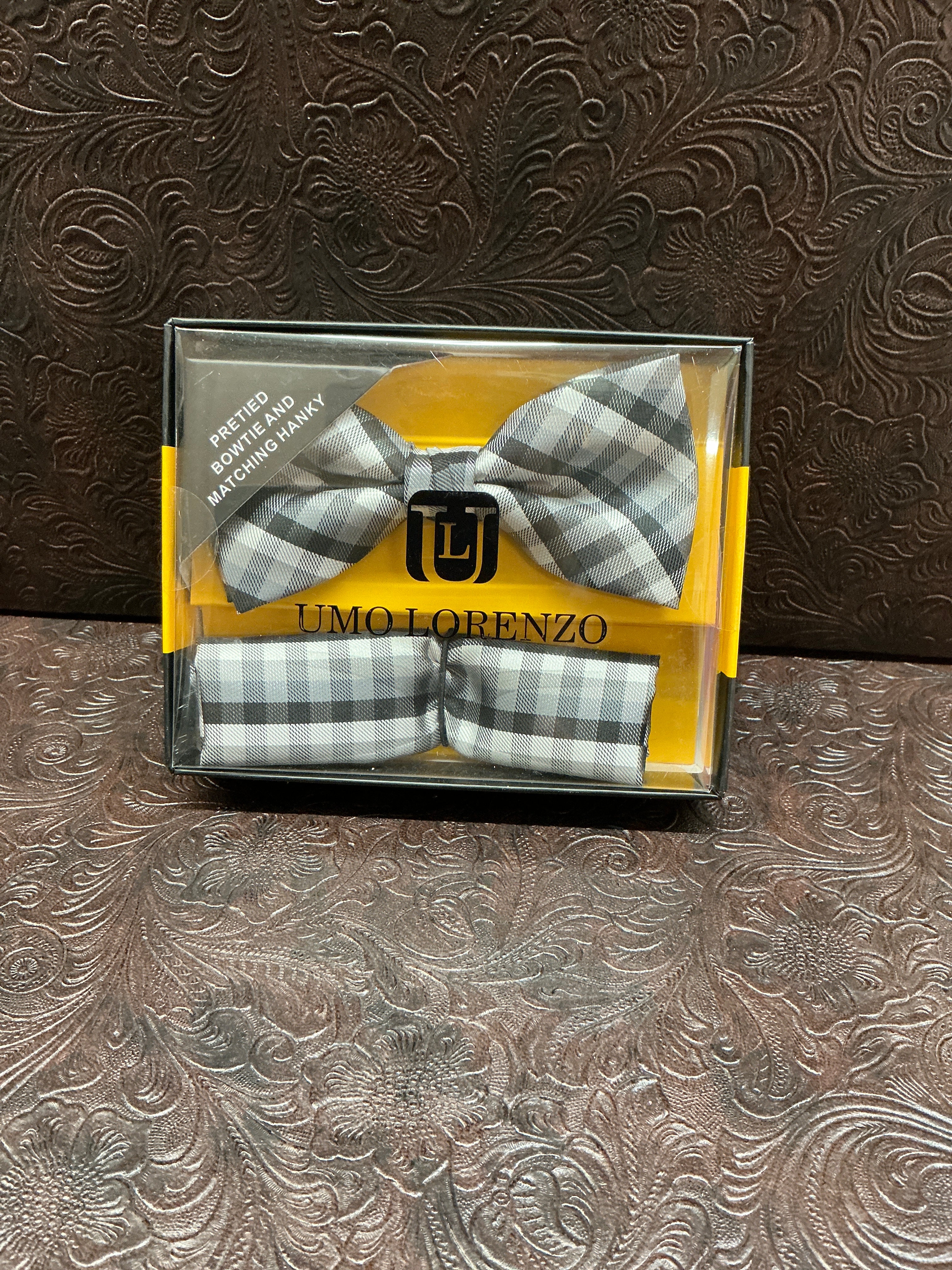 Black-White Checkered Bow tie