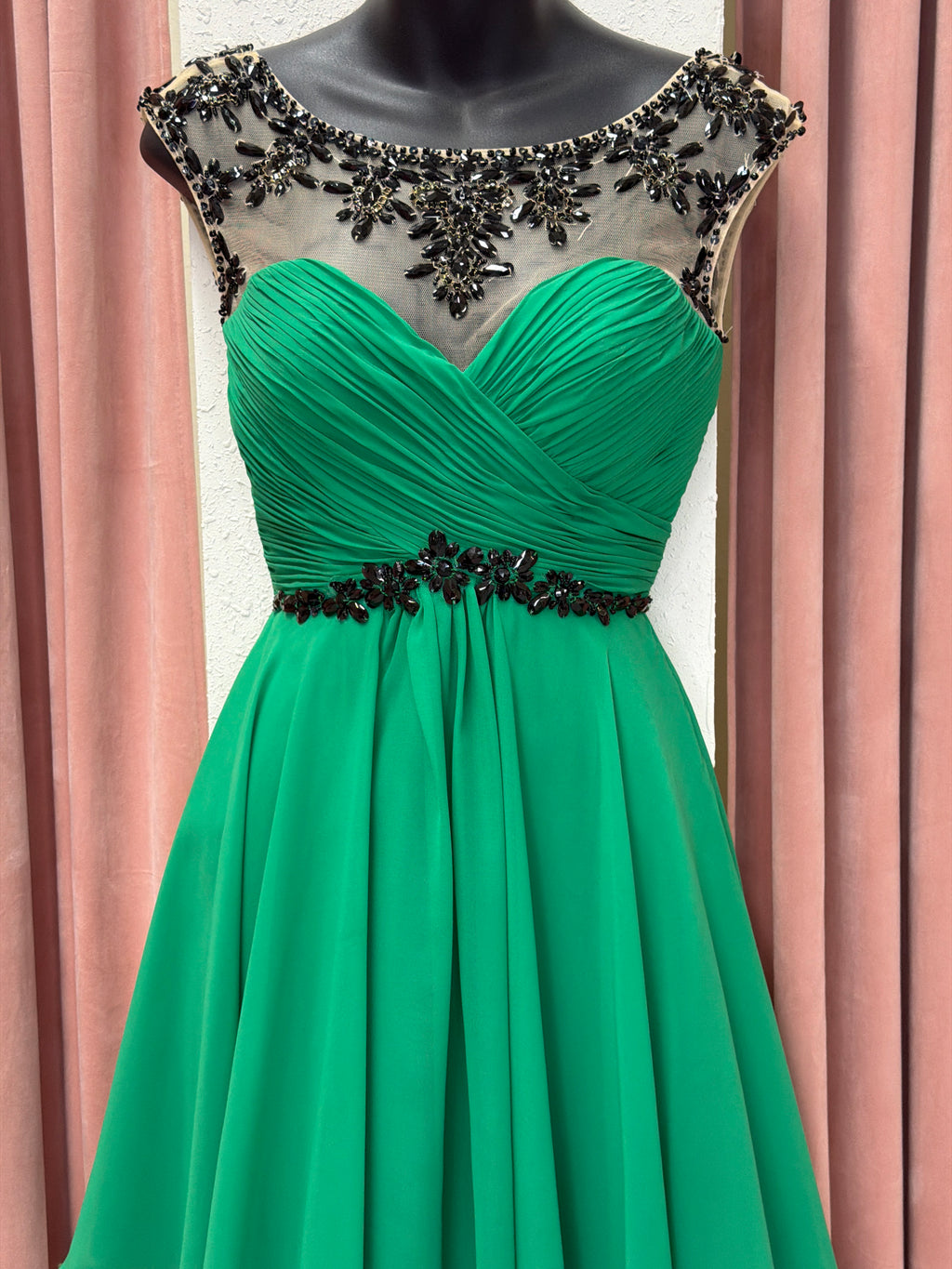 5366 / Green / 2 / Rachel Allan