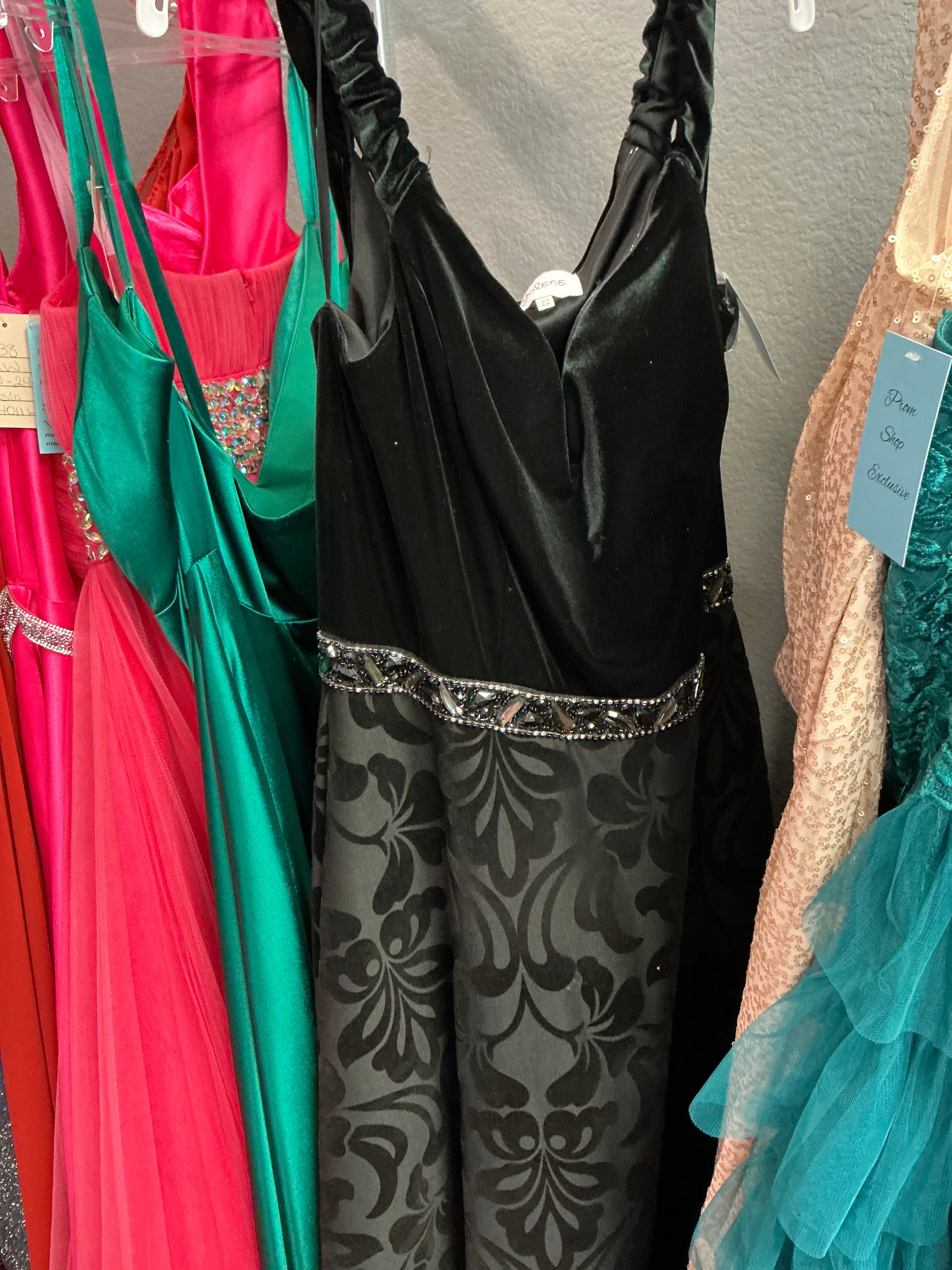 81071L91g / Black / 22 / Jolene