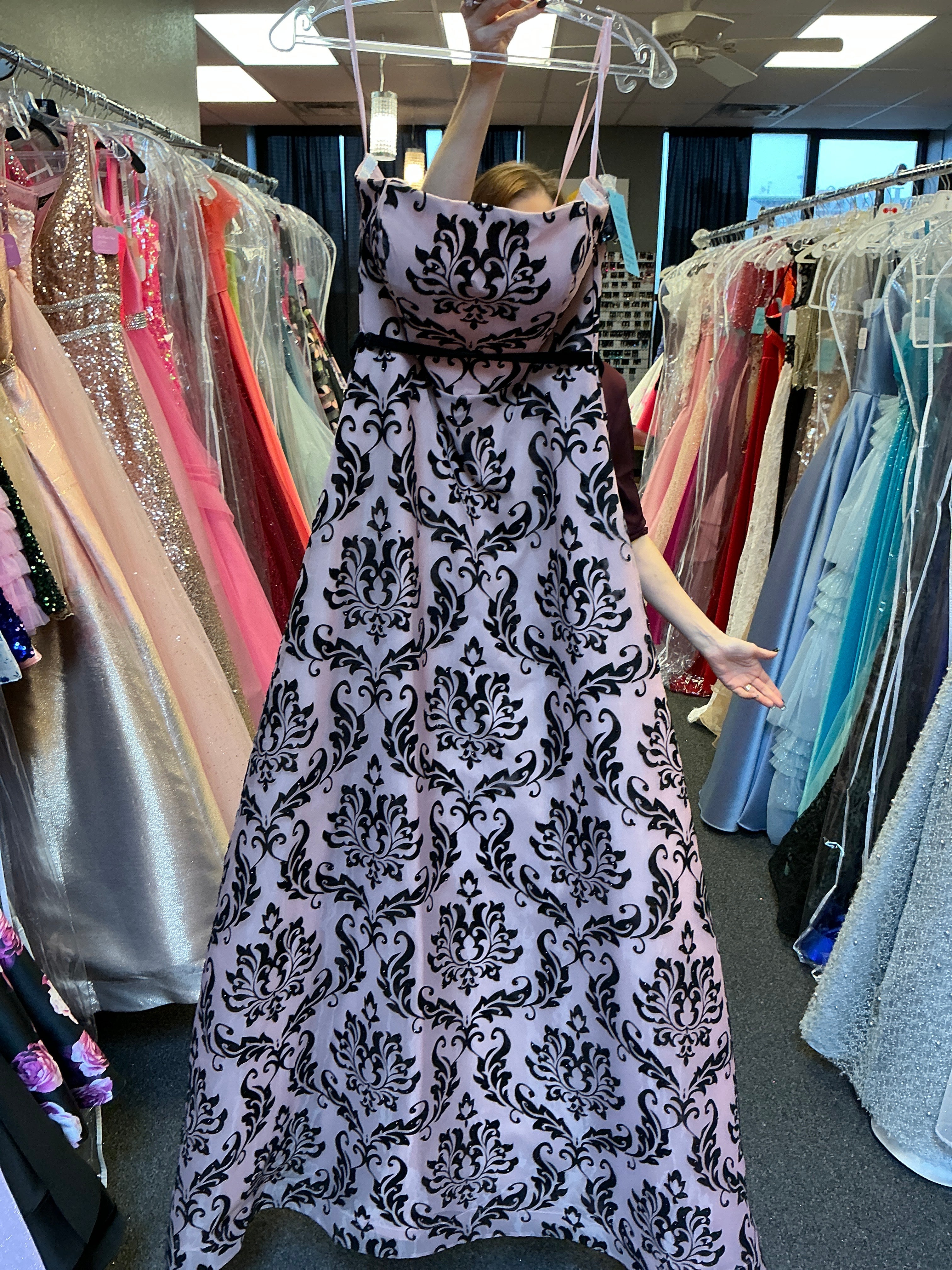 CL19882 / Pink & Black / 4 / Collette
