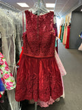 390991j/burgundy/8/ Dave & Johnny