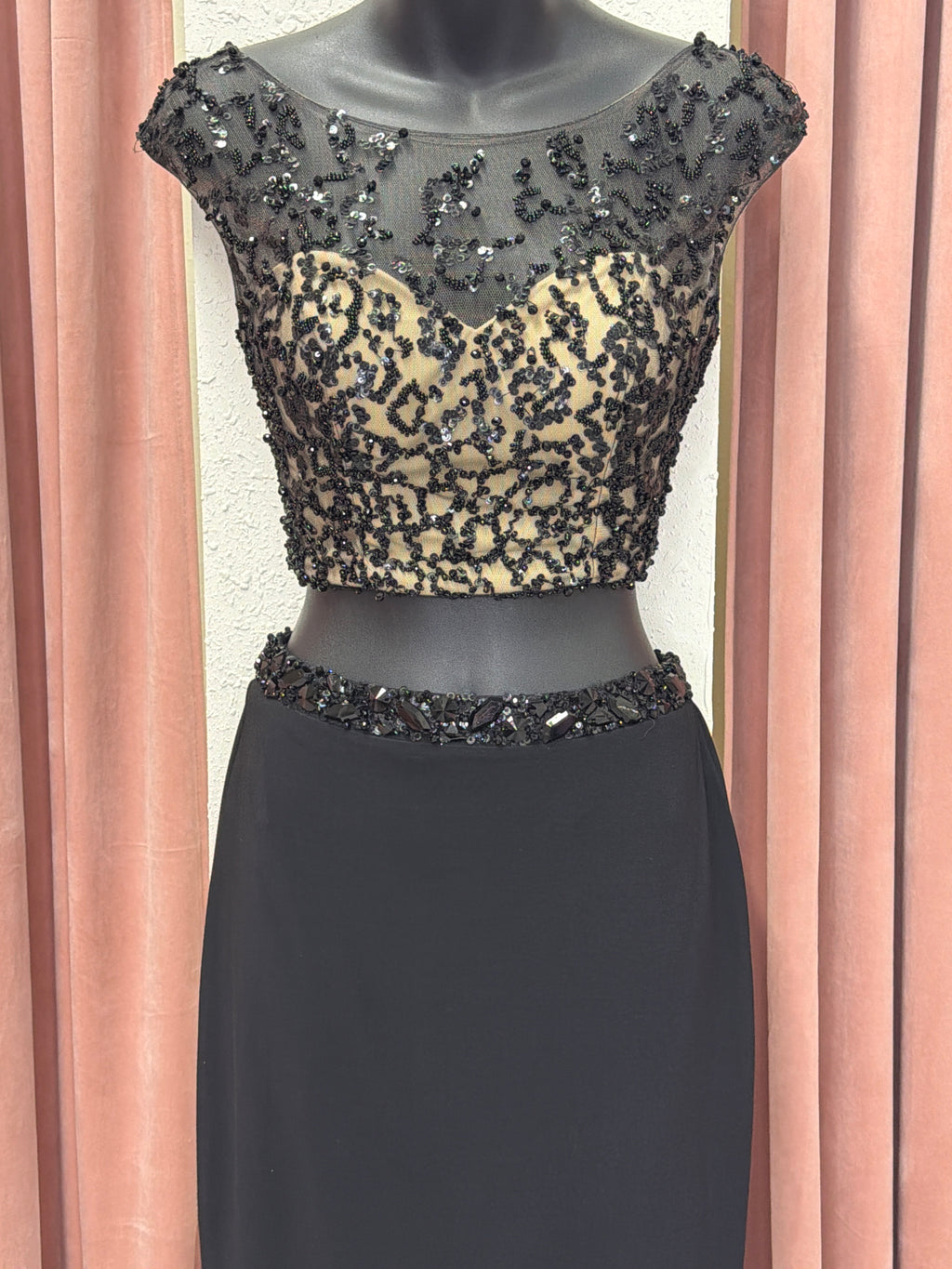 09511 / Black / 2 / Tony Bowls