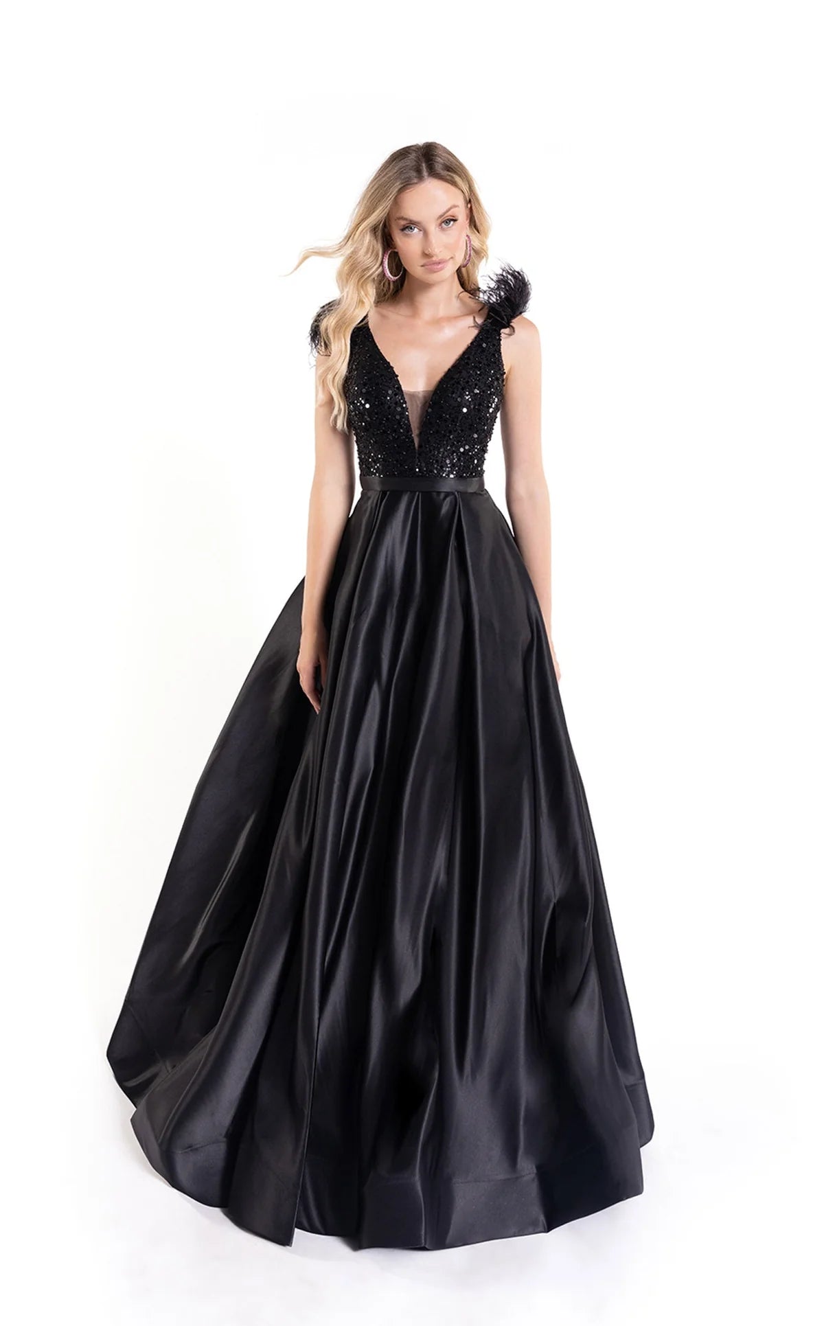 90178/ Black/ 12/ Abby Paris