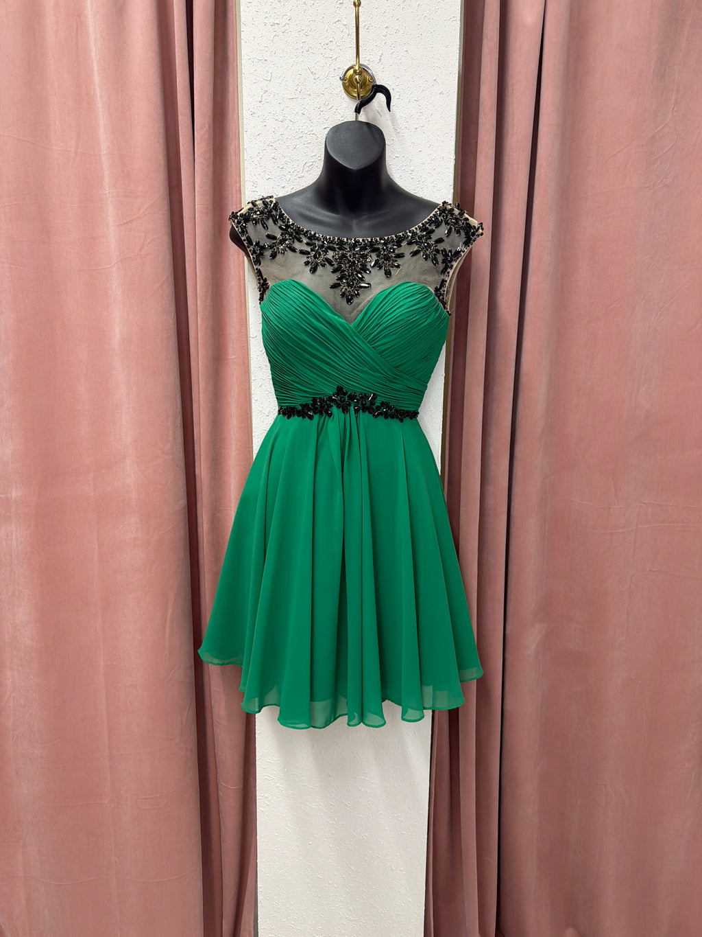 5366 / Green / 2 / Rachel Allan