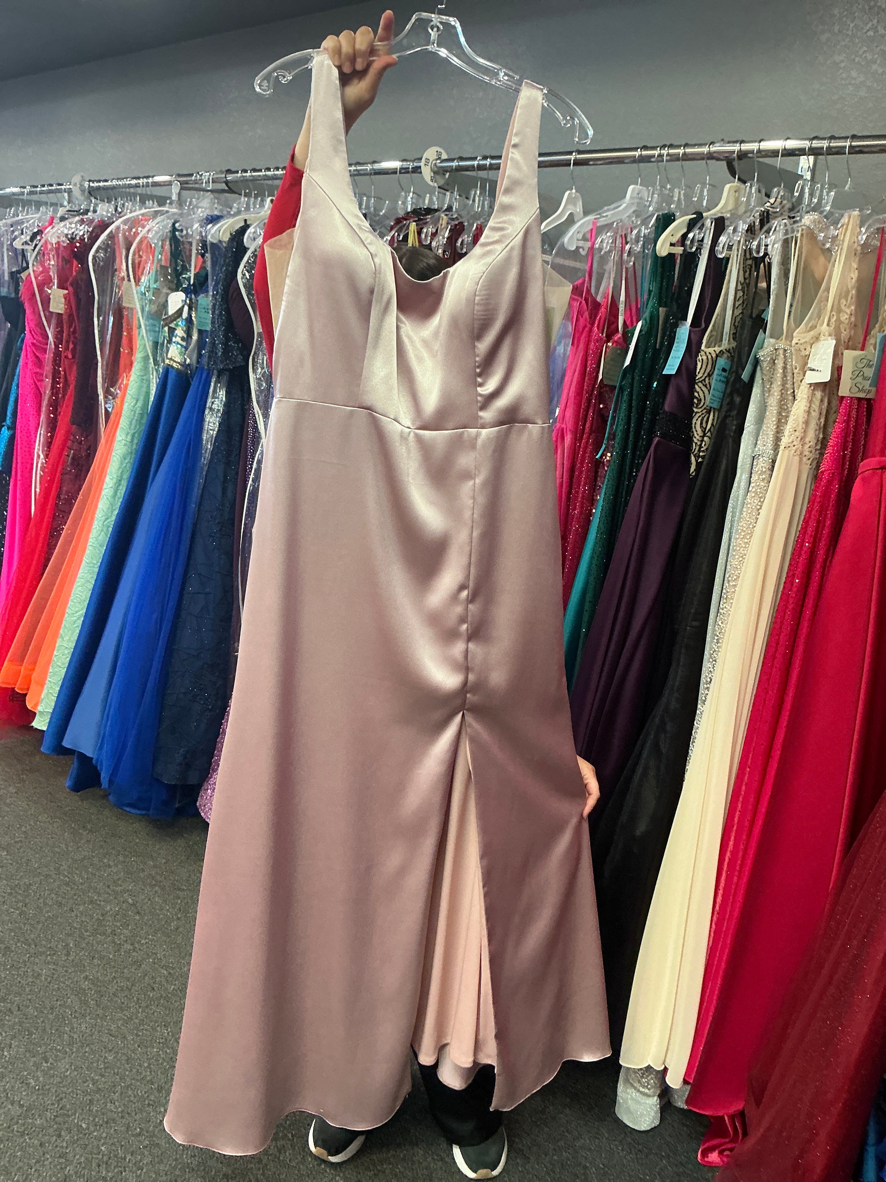 34122/ 14/ Blush/ Christina Wu