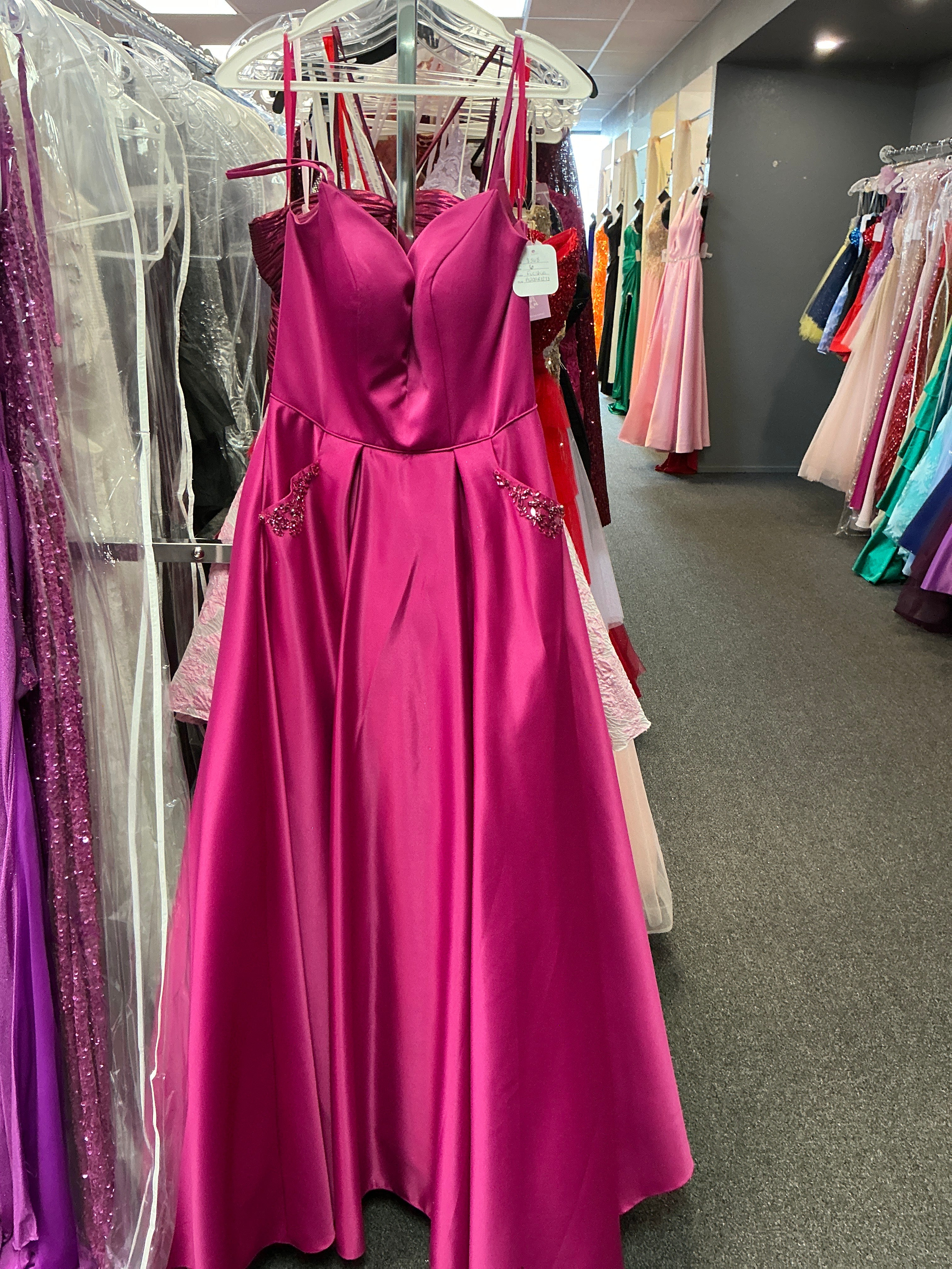 3721RA/ Fucshia/6/Val Stefani