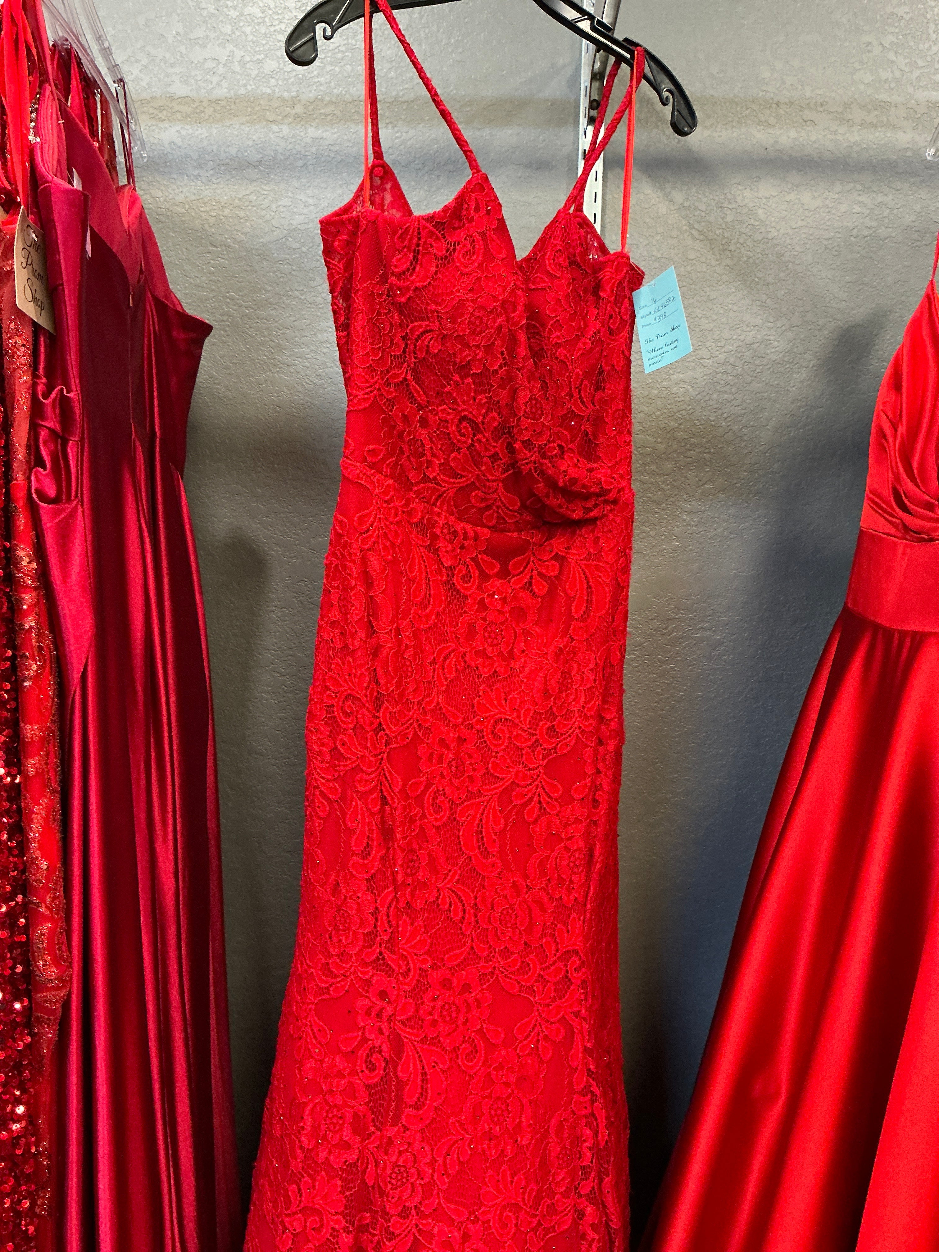 28564xx / Red / 16 / La Femme