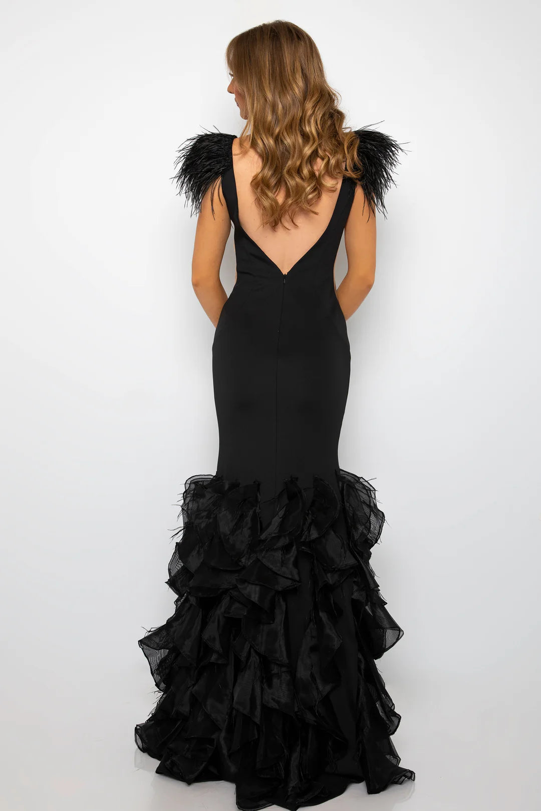 39312/ Black/ Size 2/Ava Presley