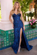 42313/ Black/ Size 4/ Ava Presley