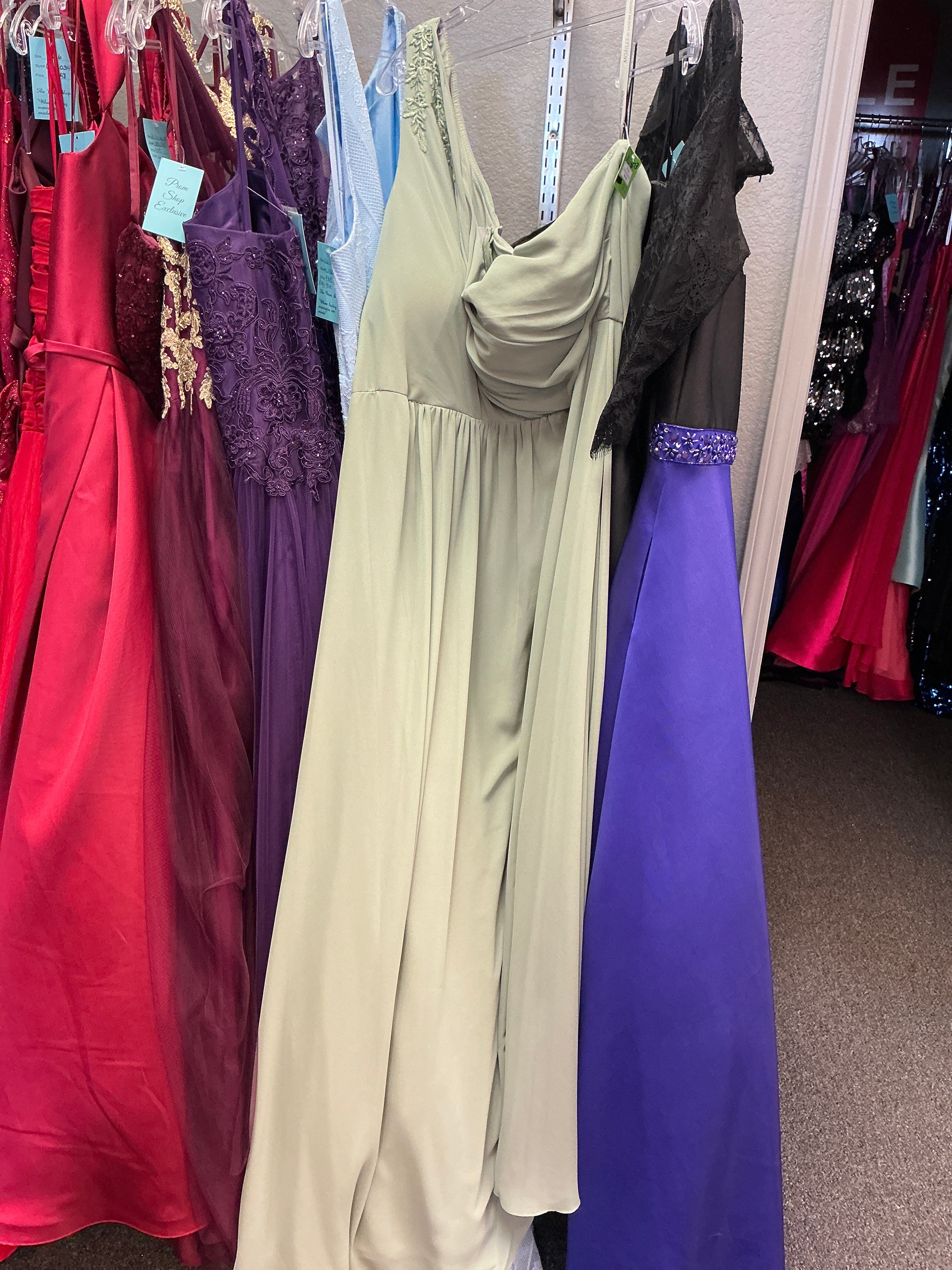 21738 / Moss Green / 26 / Morilee