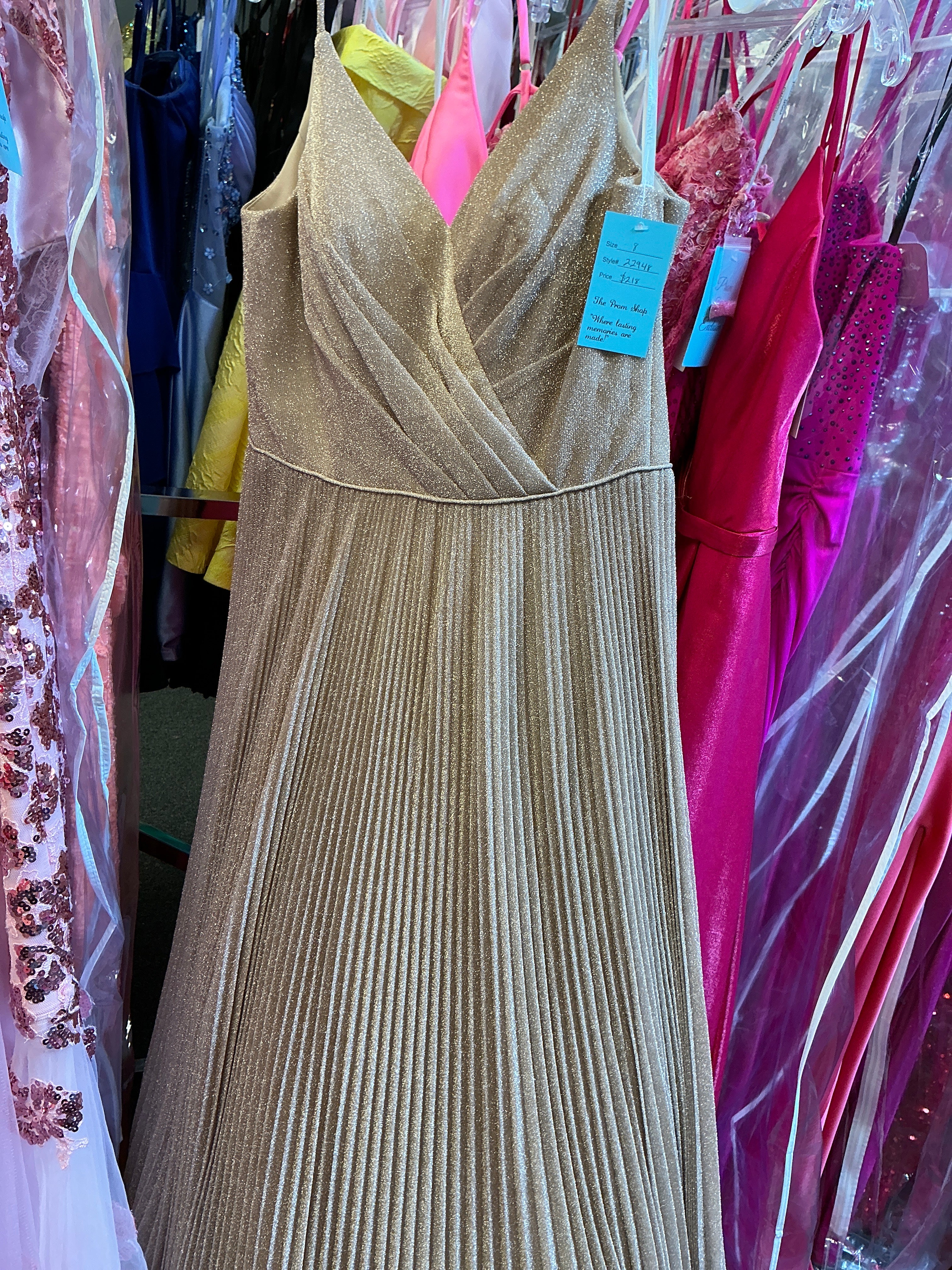 84922/blush/8/christina Wu