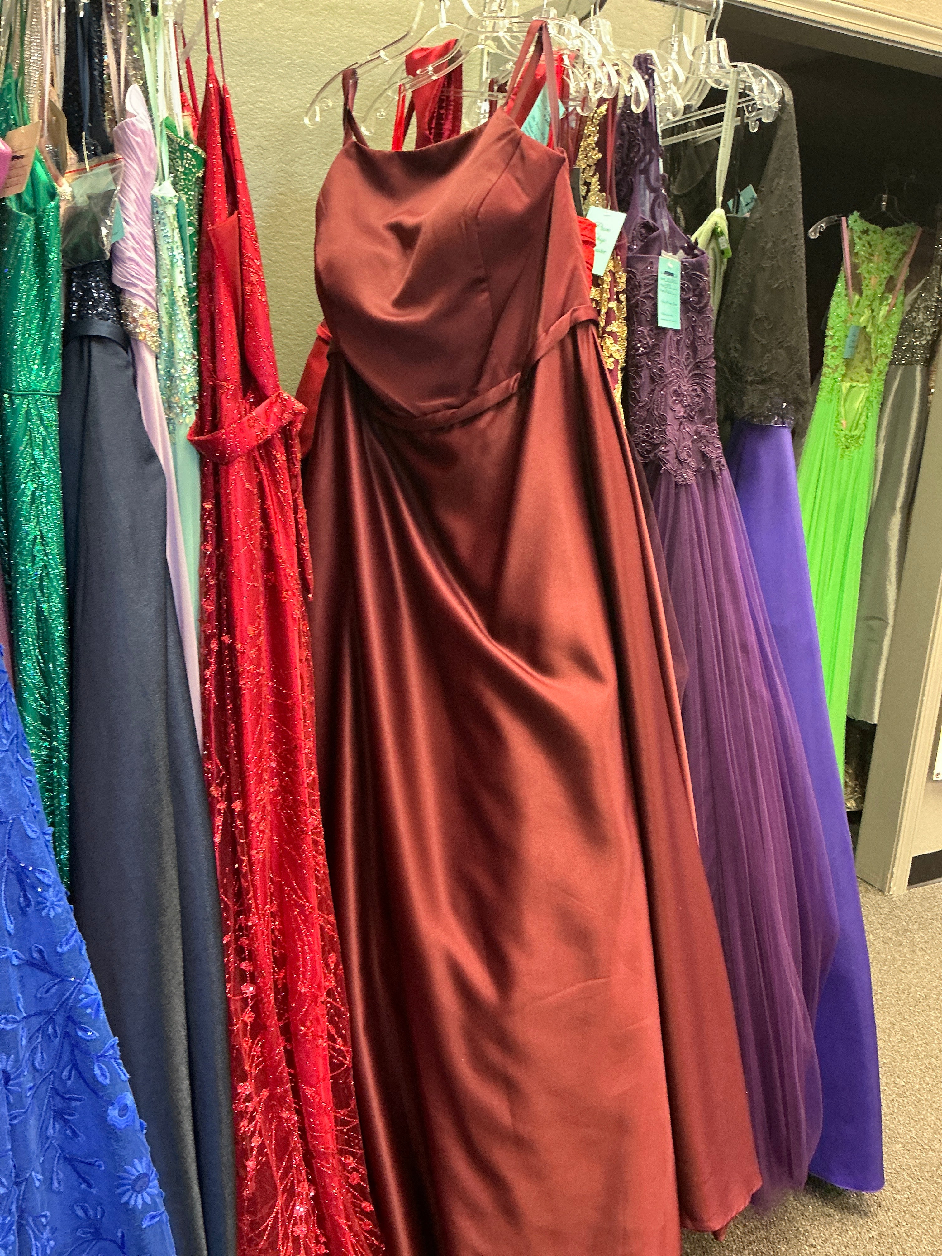 21517 / Burgundy / 22 / Morilee