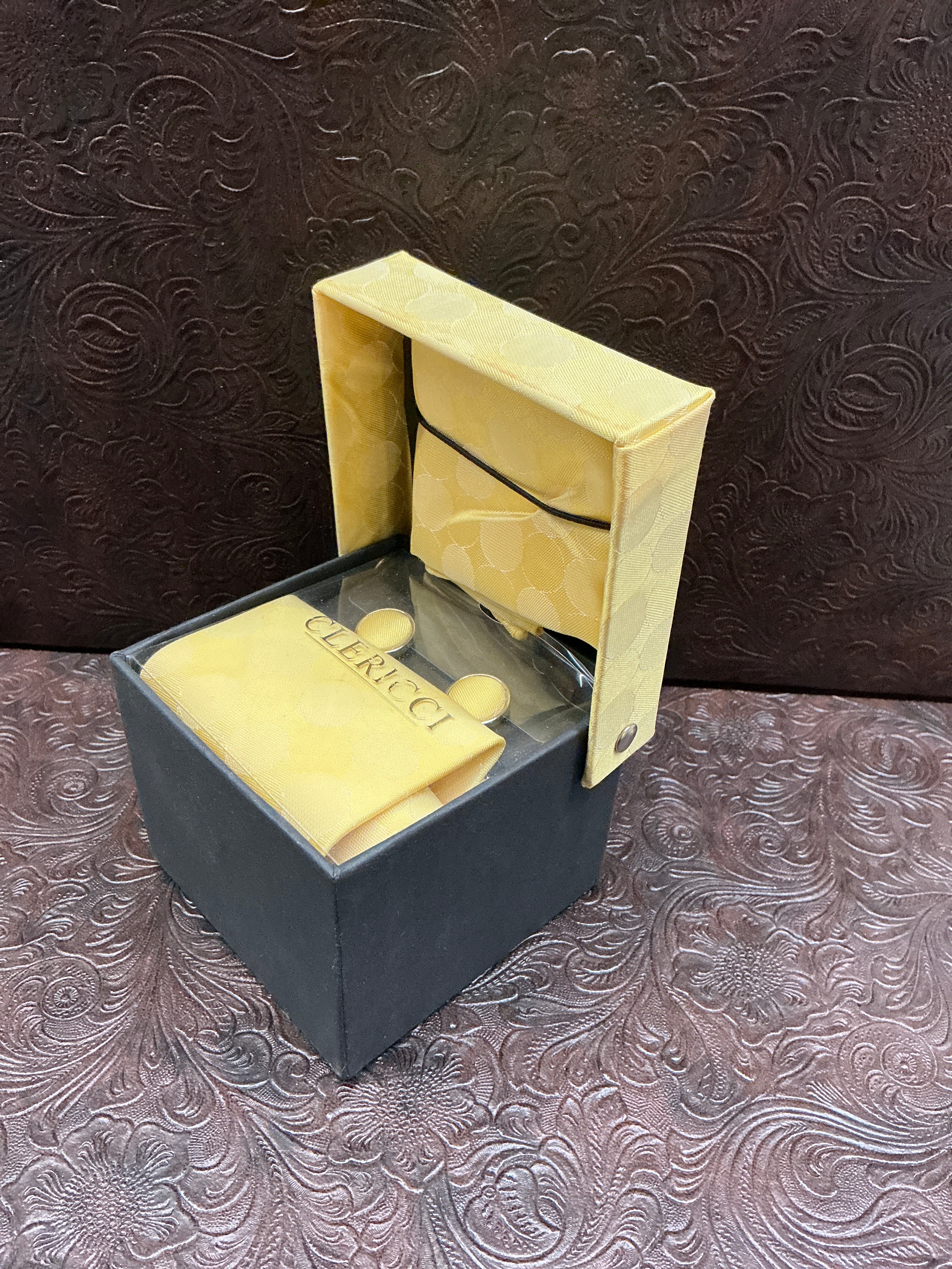 Butter Yellow Long tie
