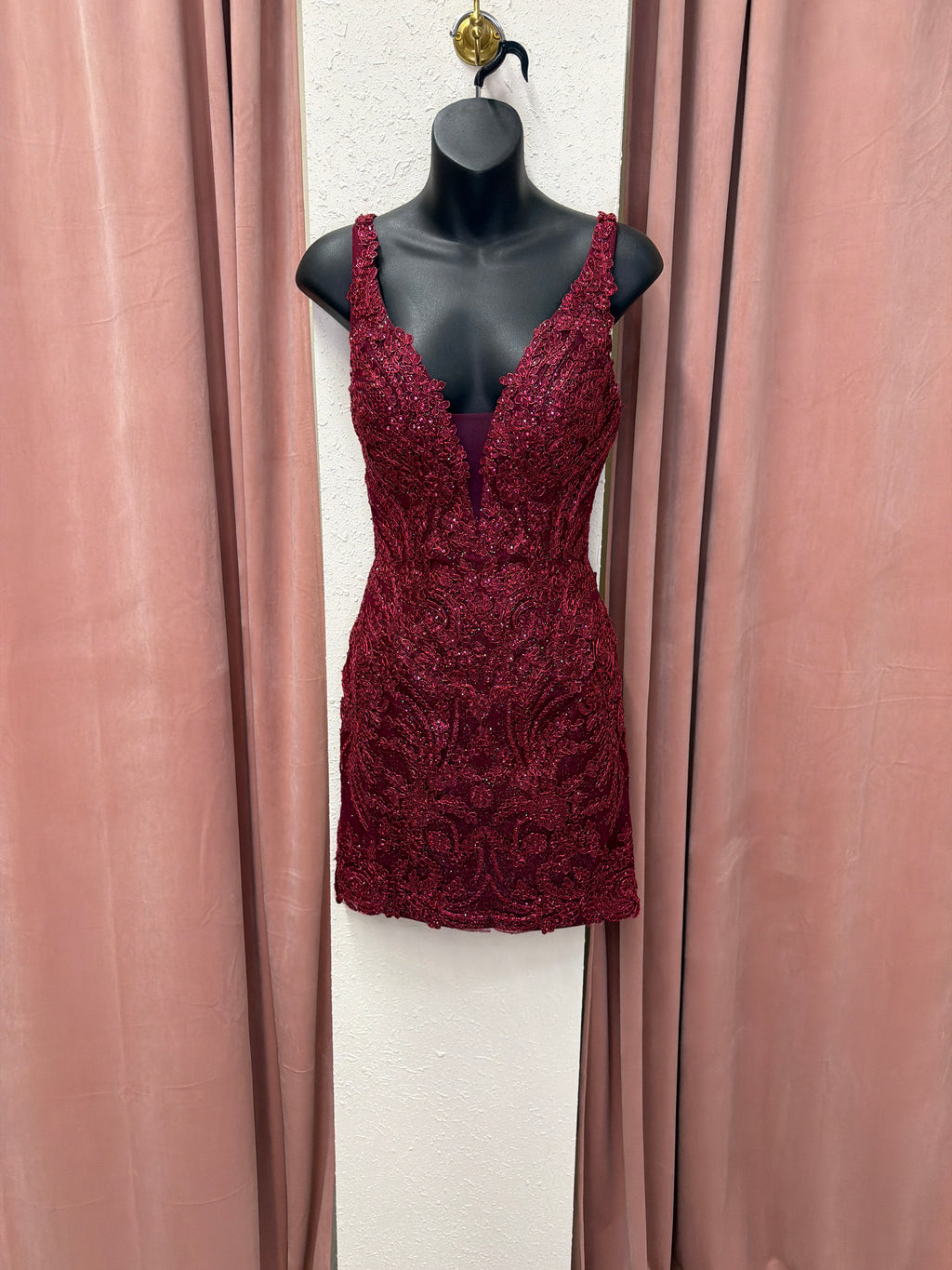 2326 / Burgundy / 0 / Aspeed