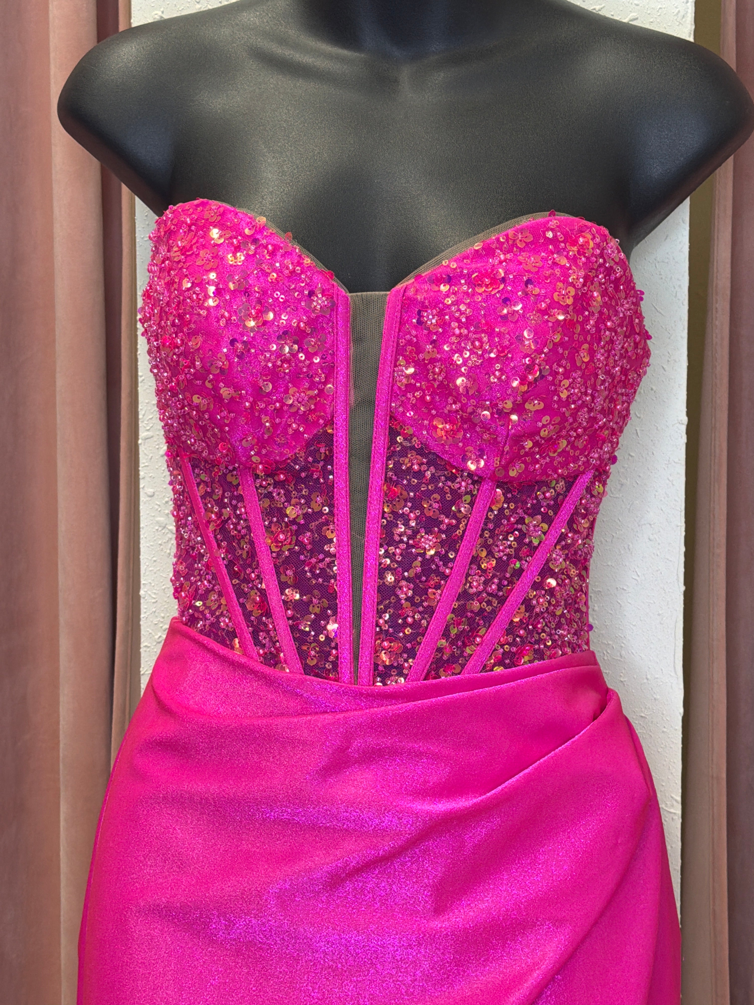 6185652 / Barbie Pink / 2 / Alyce