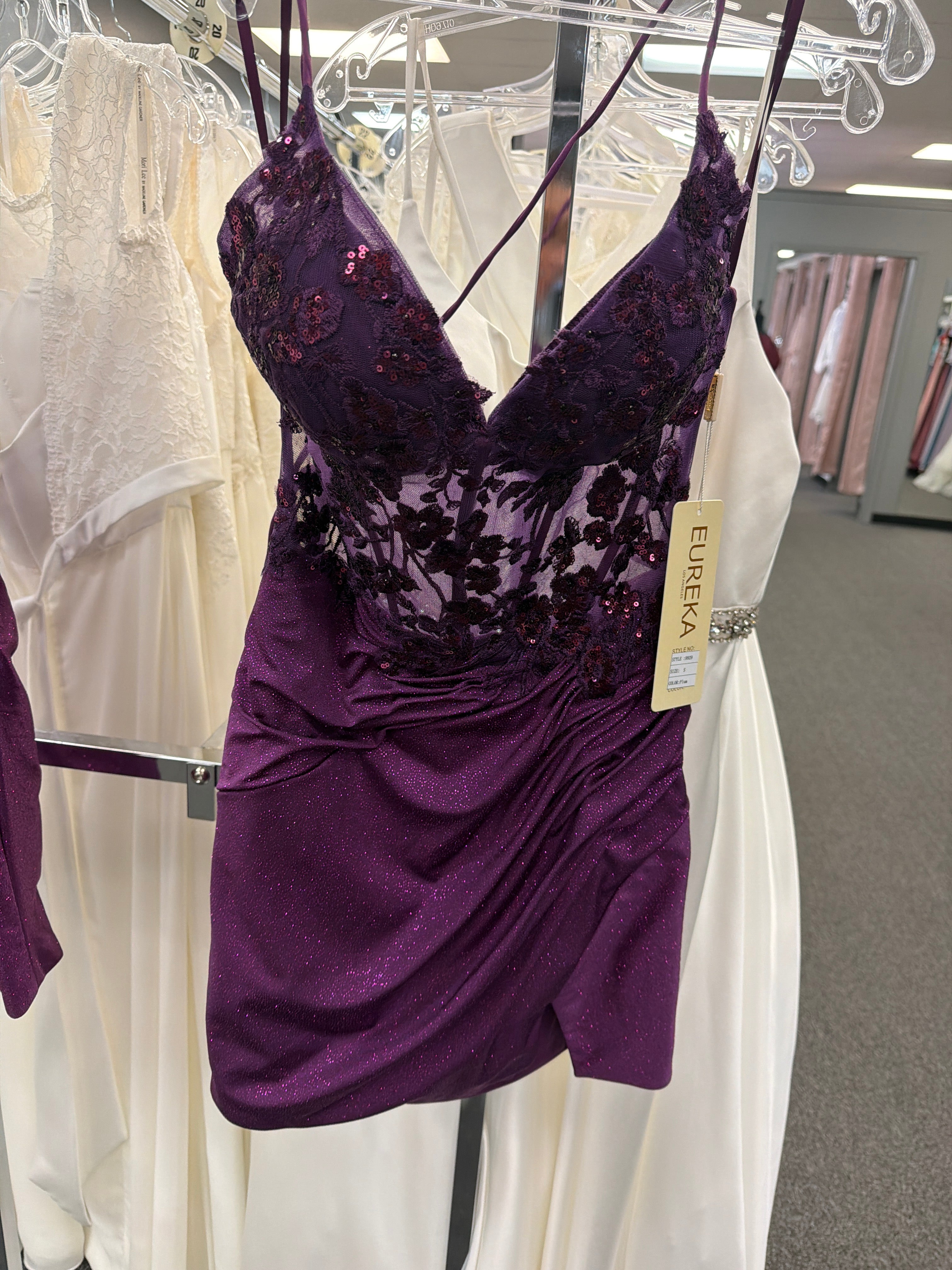 9929/plum/4/Eureka