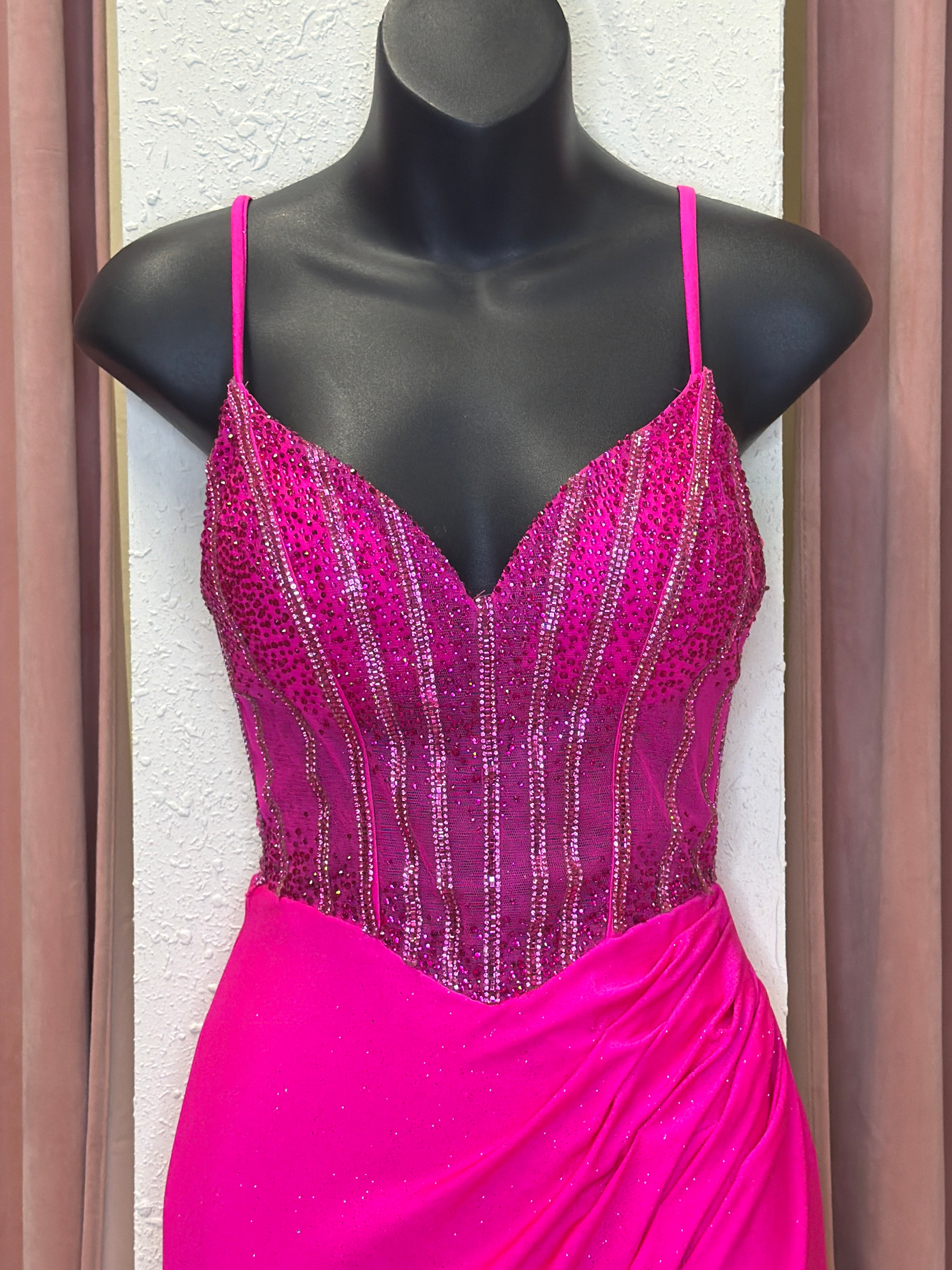 353242 / Hot Pink / 2 / Colors