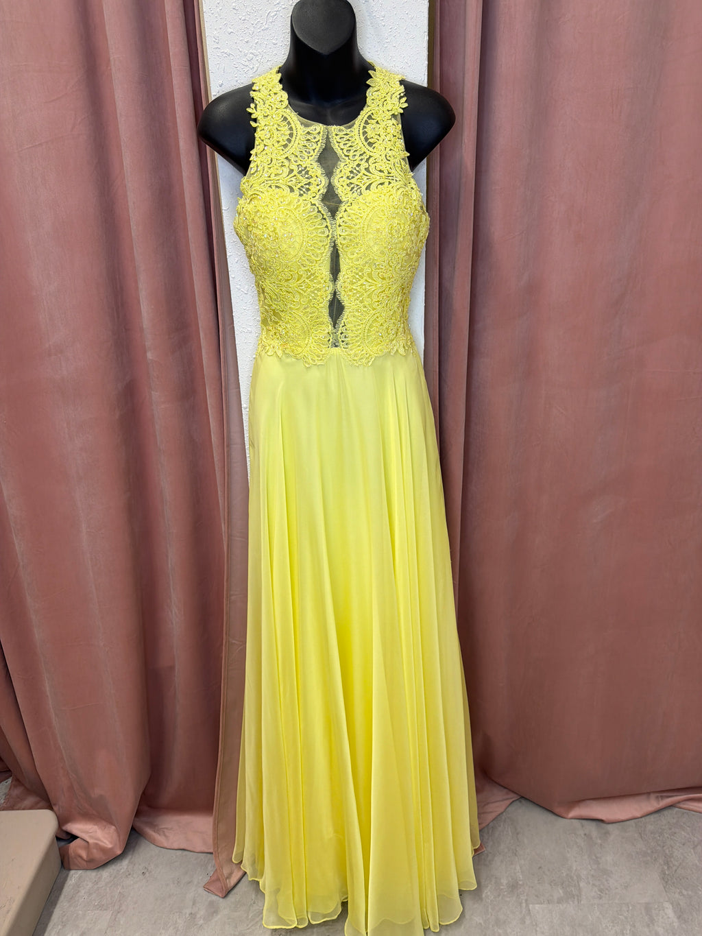 CL19829 / Yellow / 2 / Collette