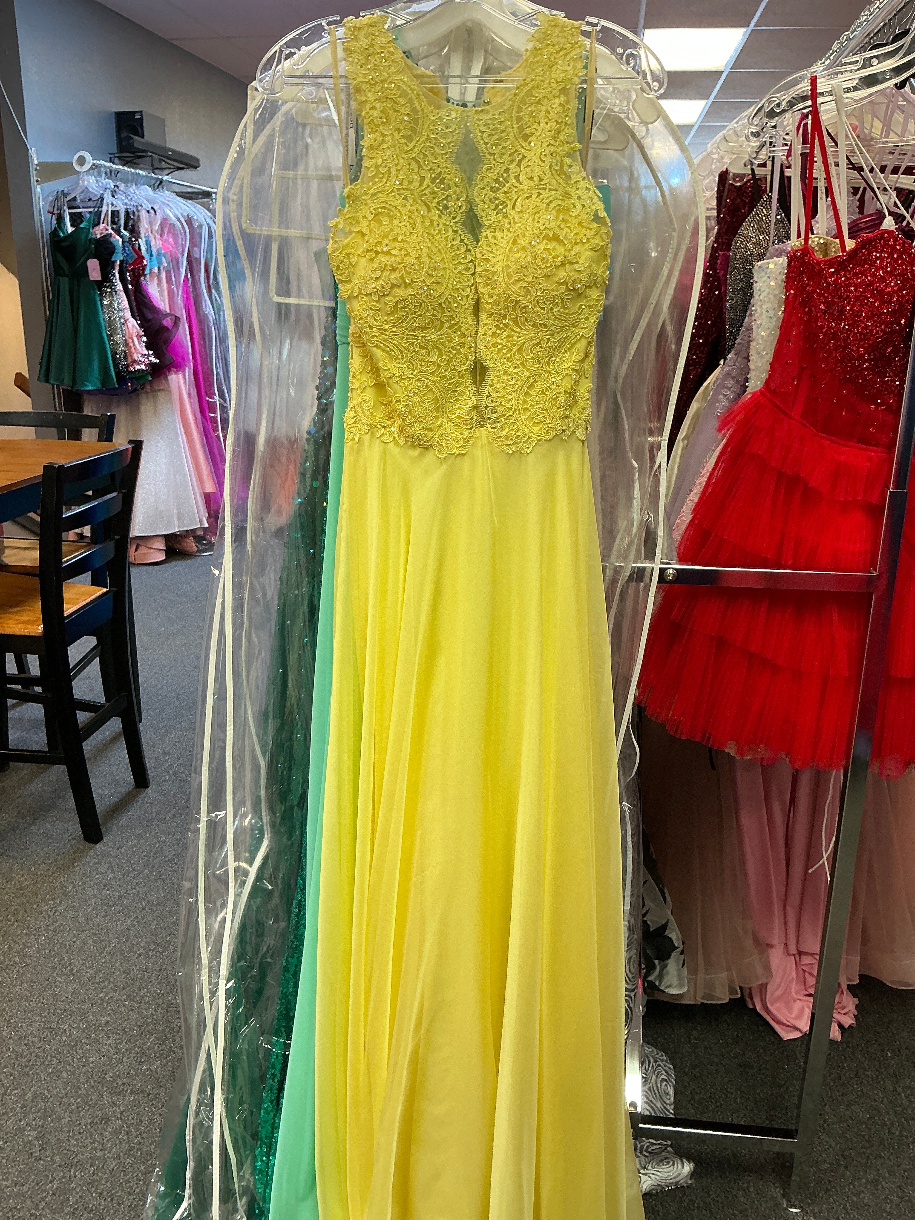 CL19829 / Yellow / 2 / Collette