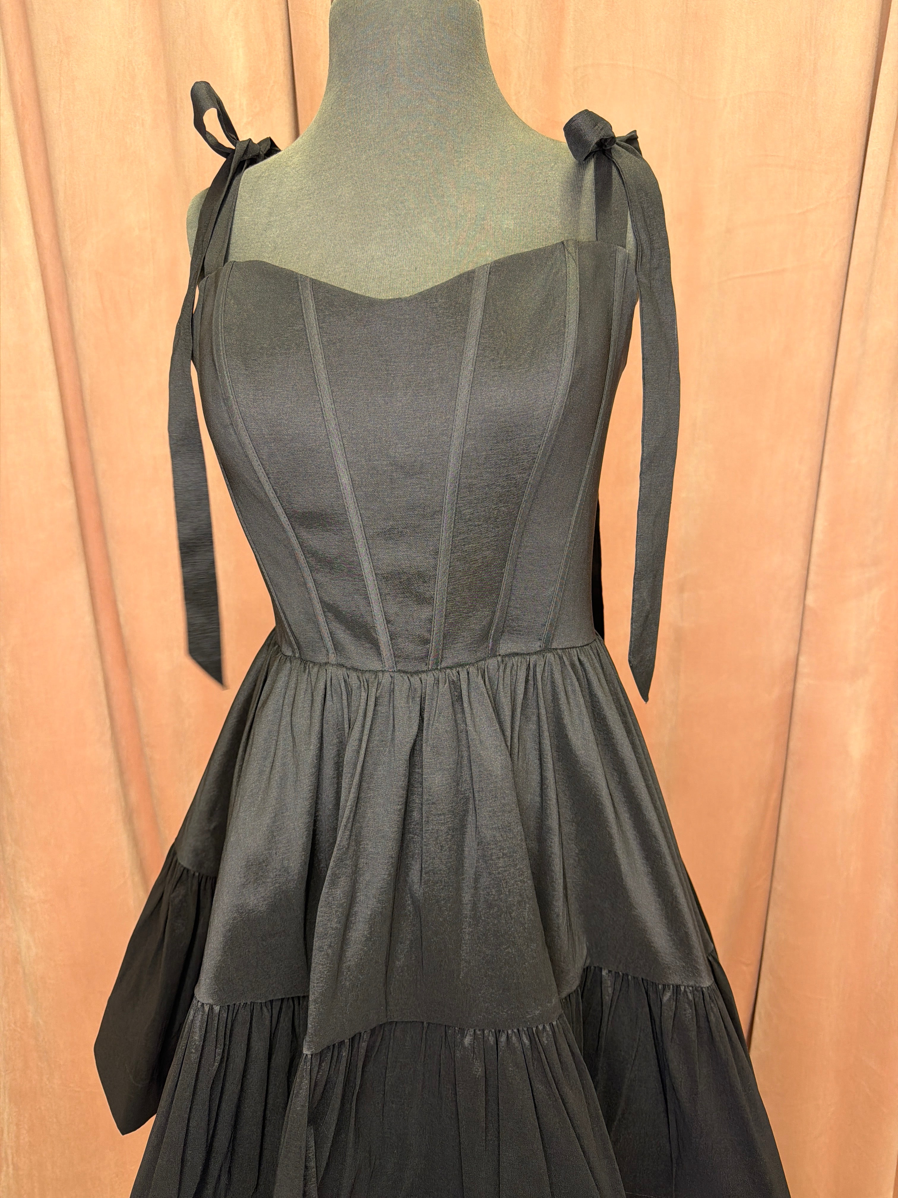 T869/black/12/nox