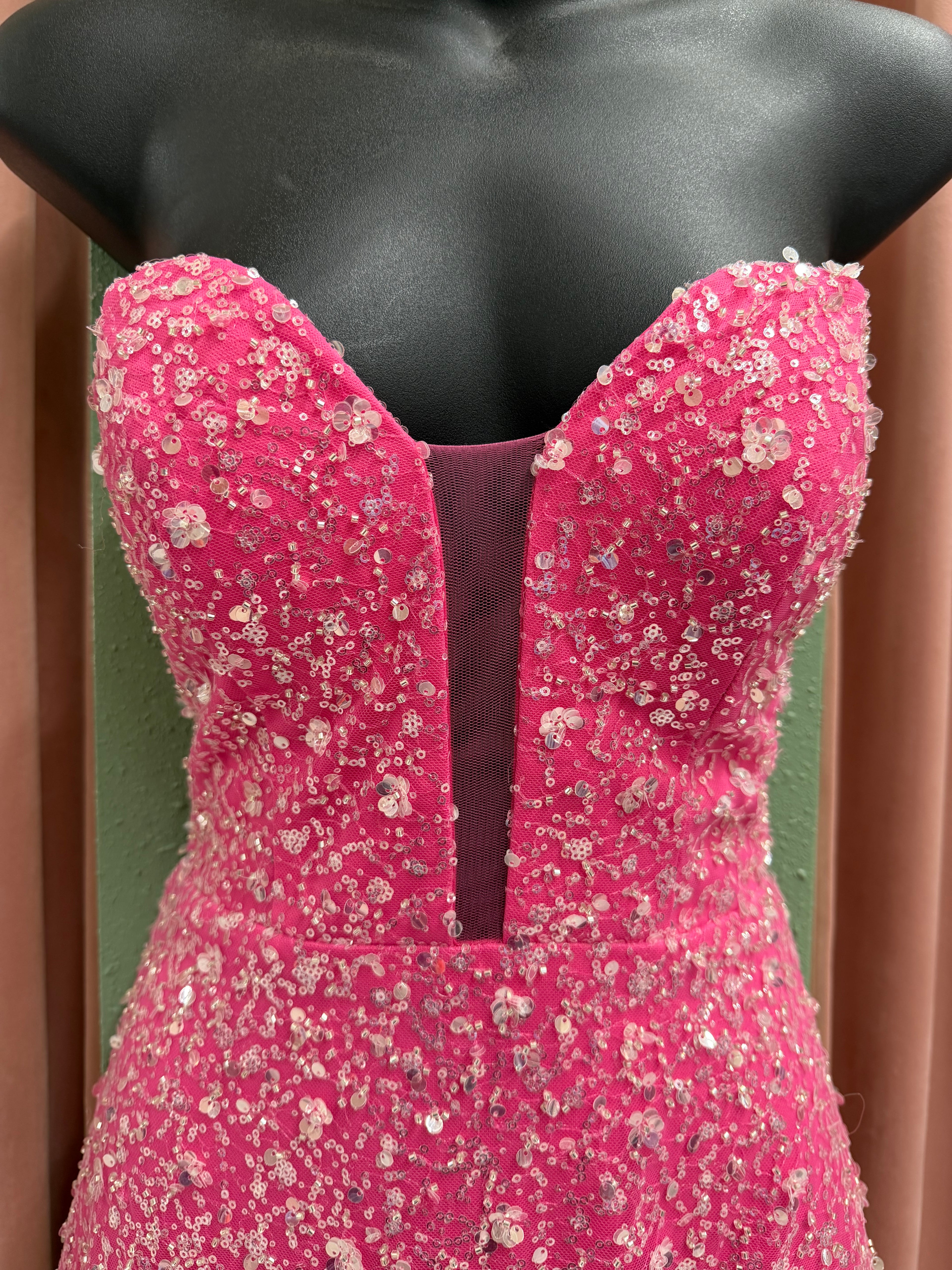 23787 / Hot Pink / Size 0 / Jovani