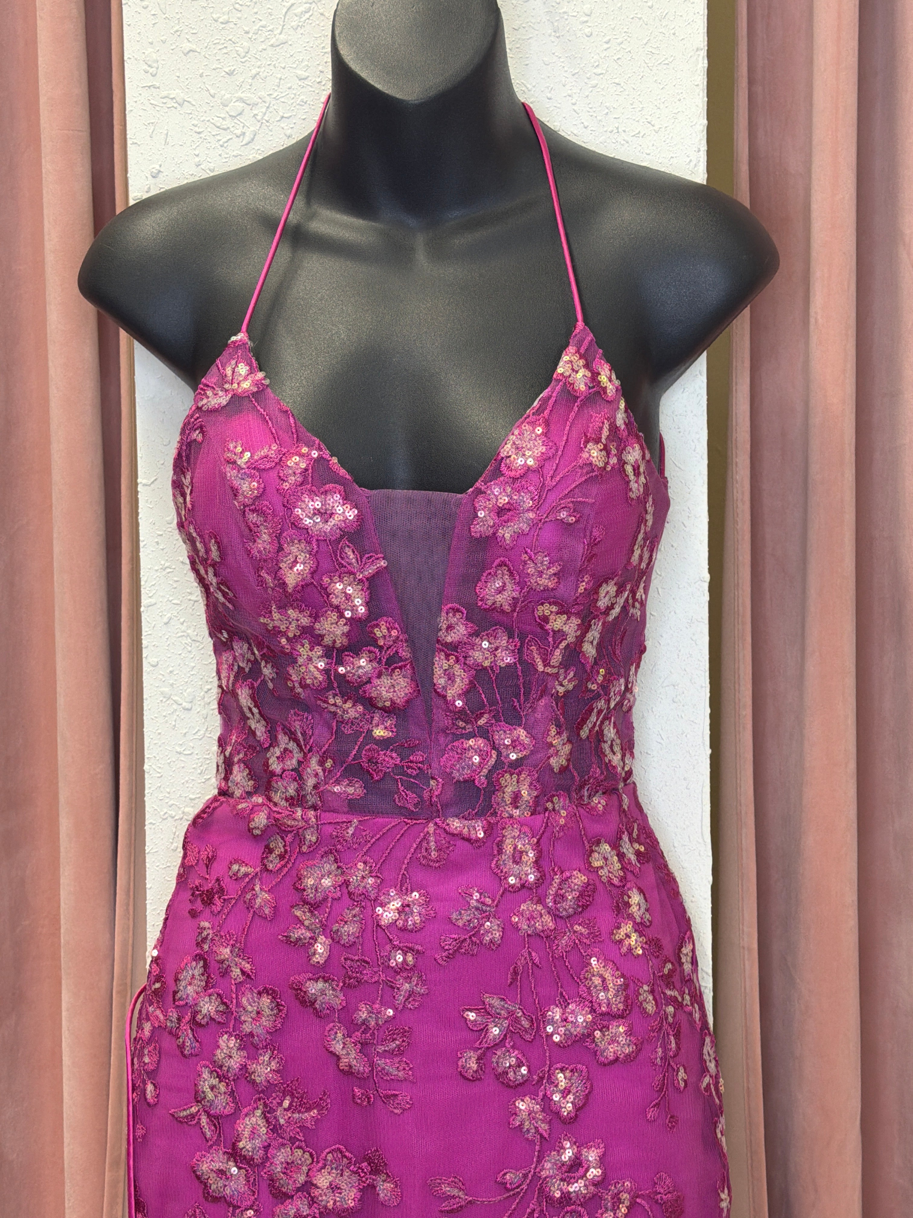 R143142 / Magenta / 2 / Nox Anabel