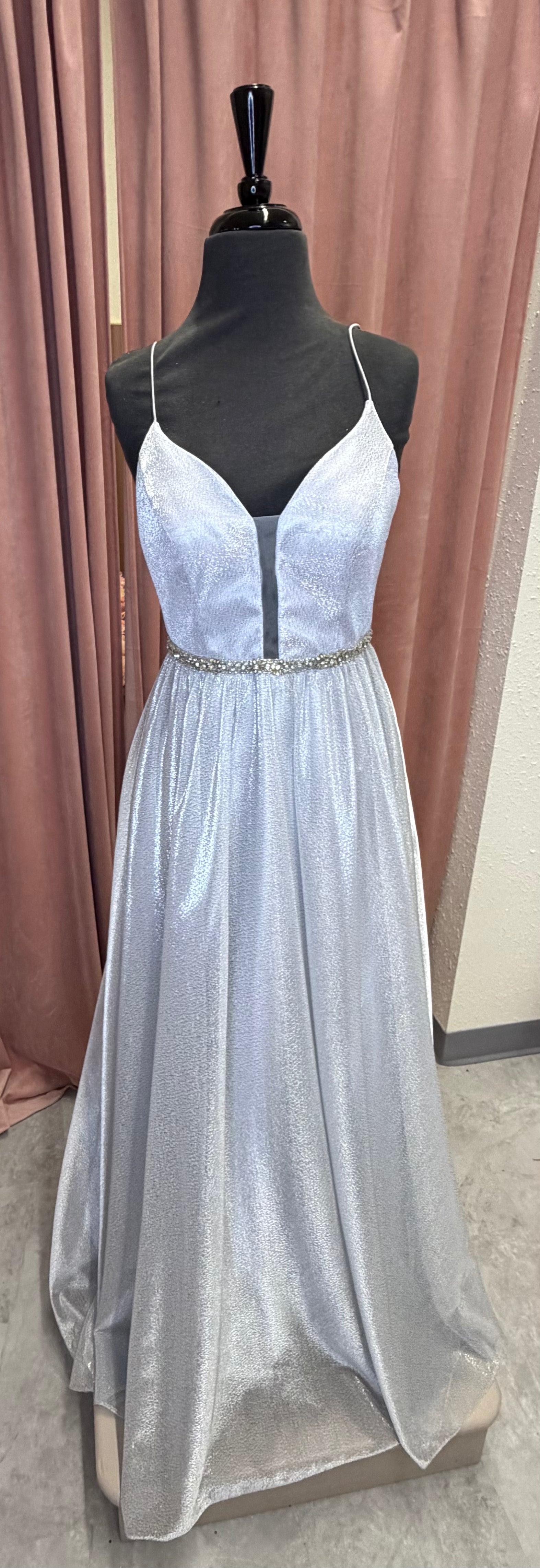 9263 / Silver / Size 4 / Dave & Johnny
