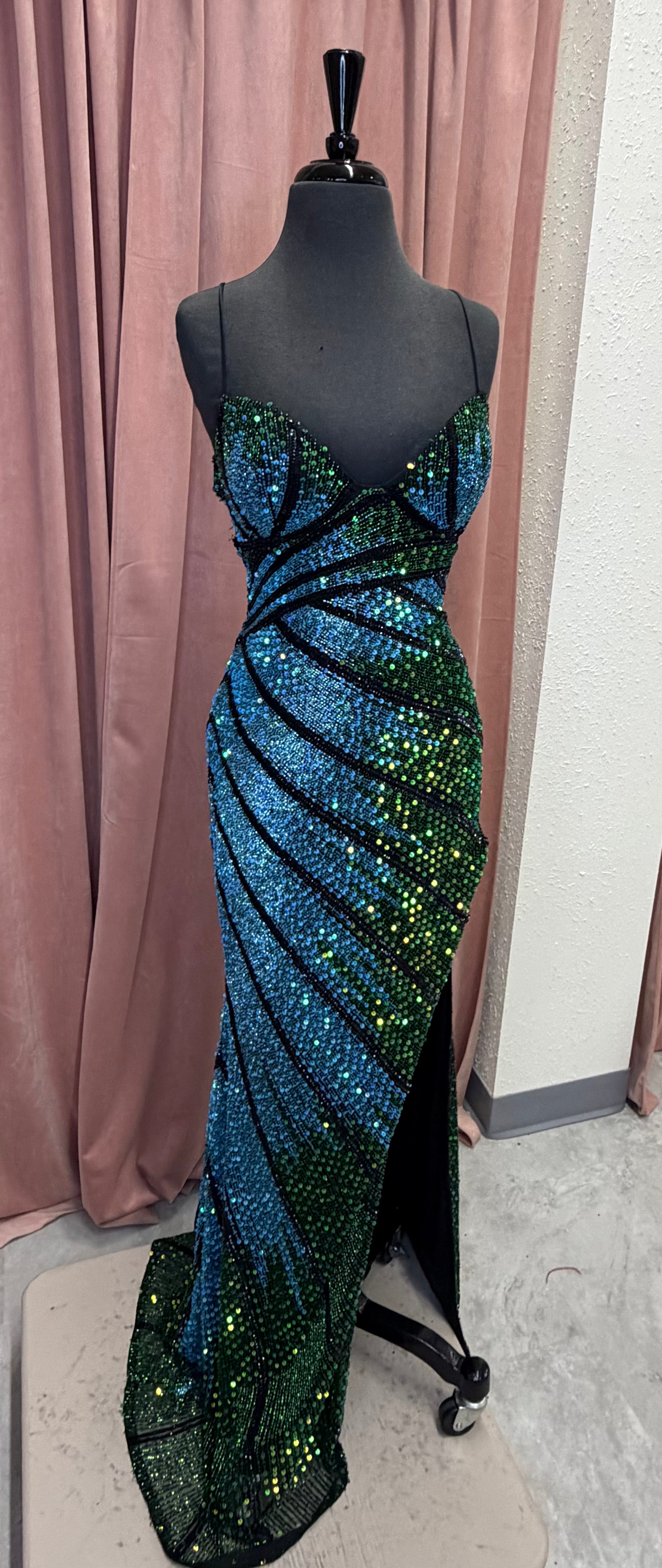 70799/ Black Multi / Size 4 /  Rachel Allen