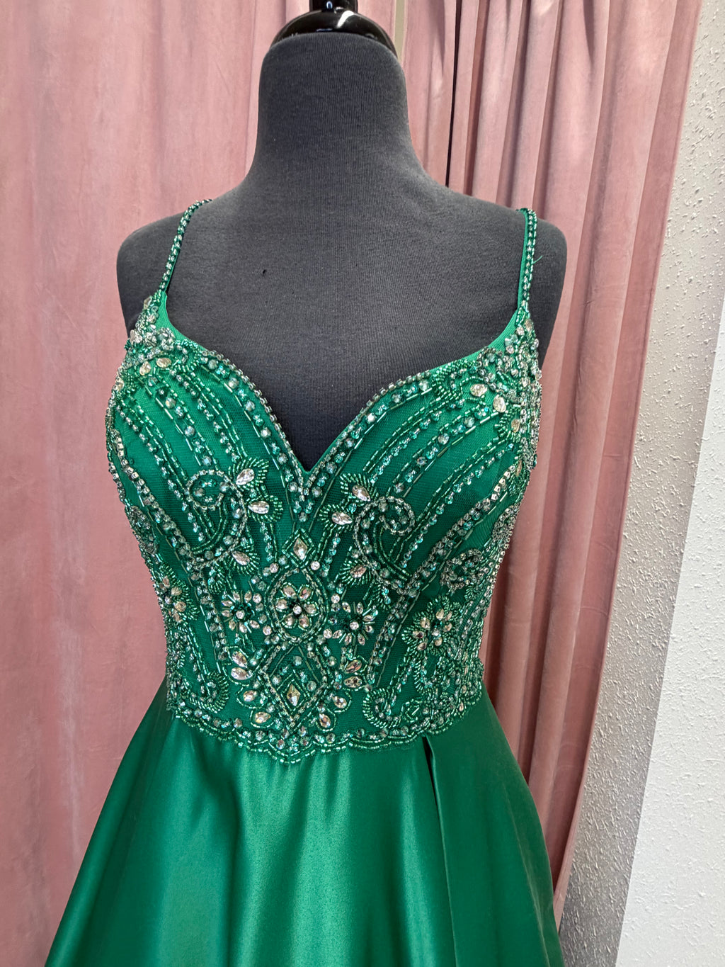 CL2454 / Emerald Green / Size 4 / Aspeed