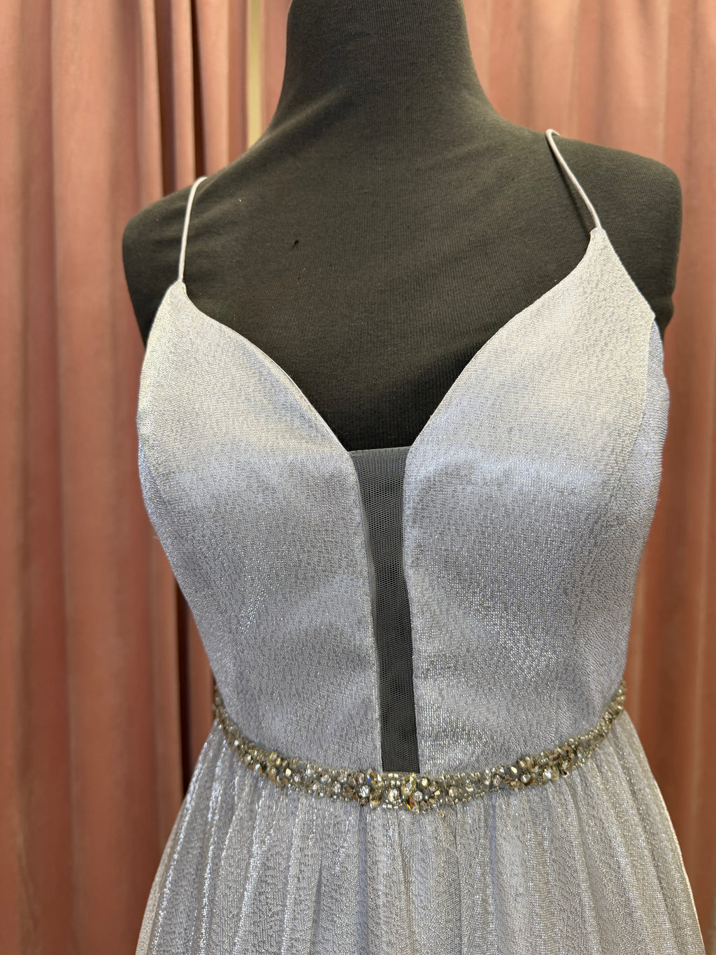 9263 / Silver / Size 4 / Dave & Johnny