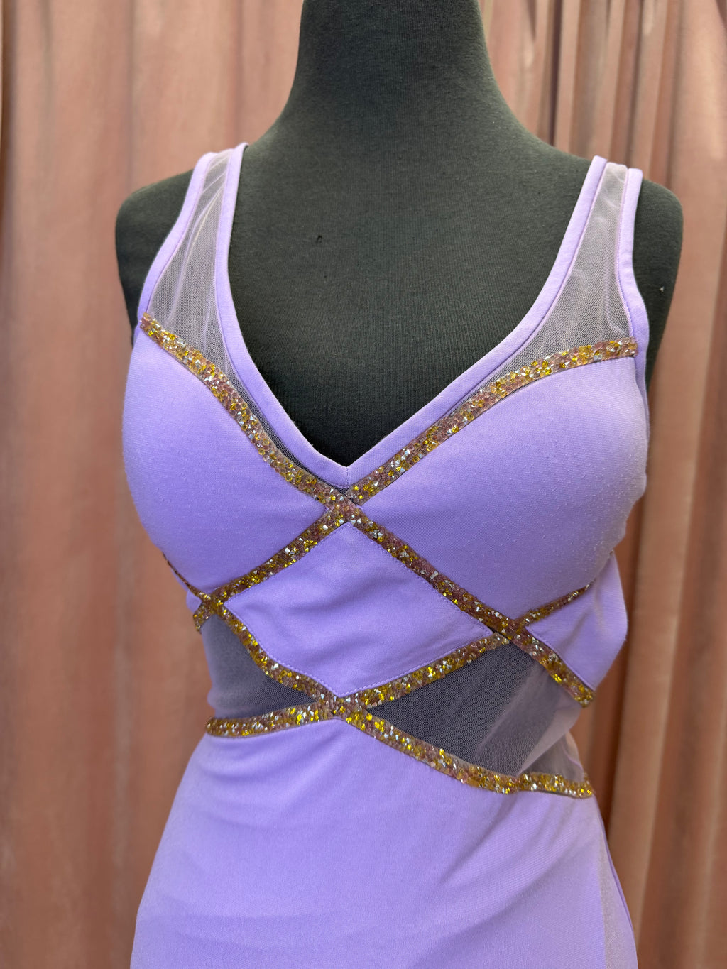 22458 / Lilac / Size 4 / La Femme