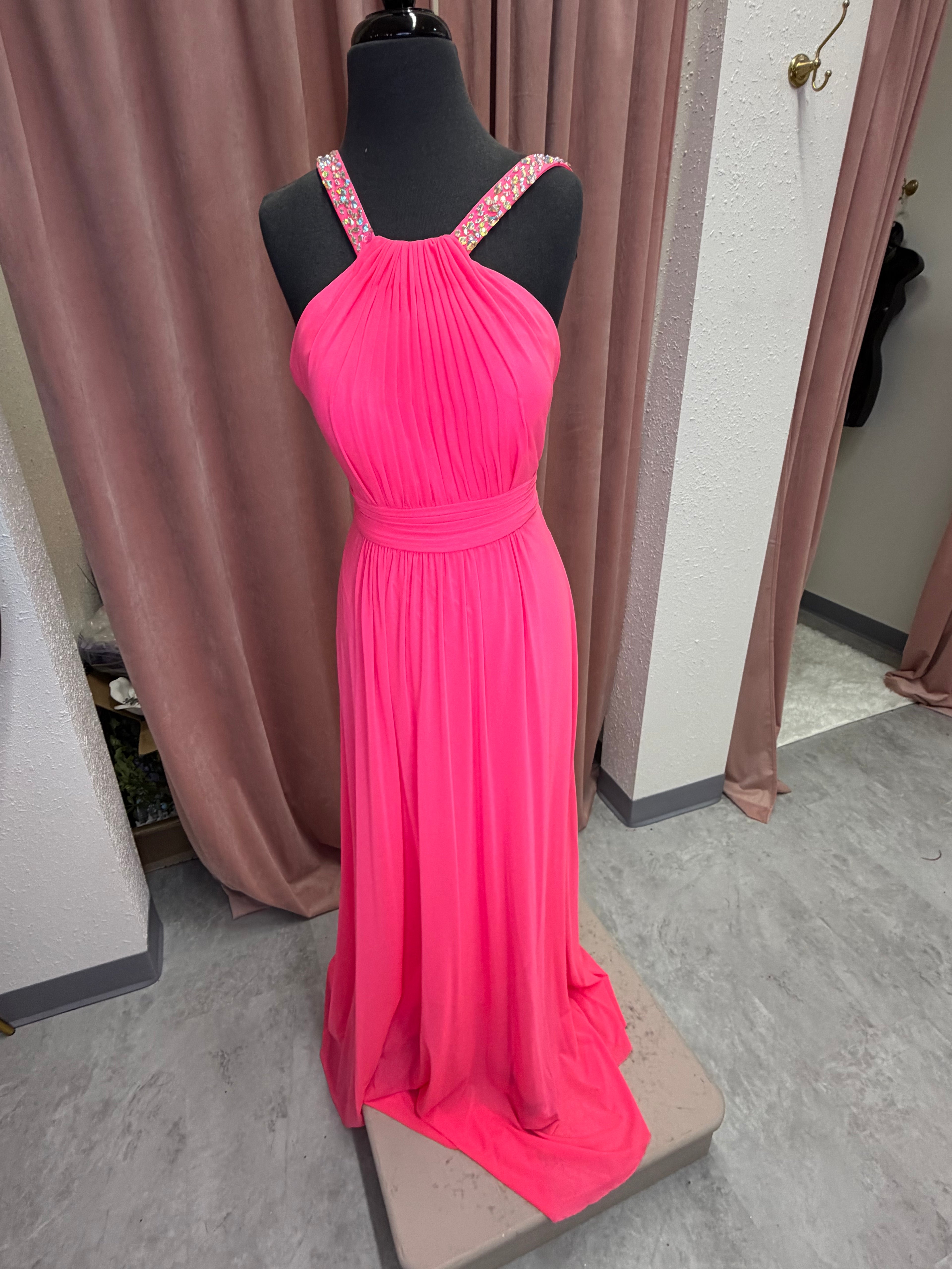 22107 / Flamingo Pink / 4 / La Femme