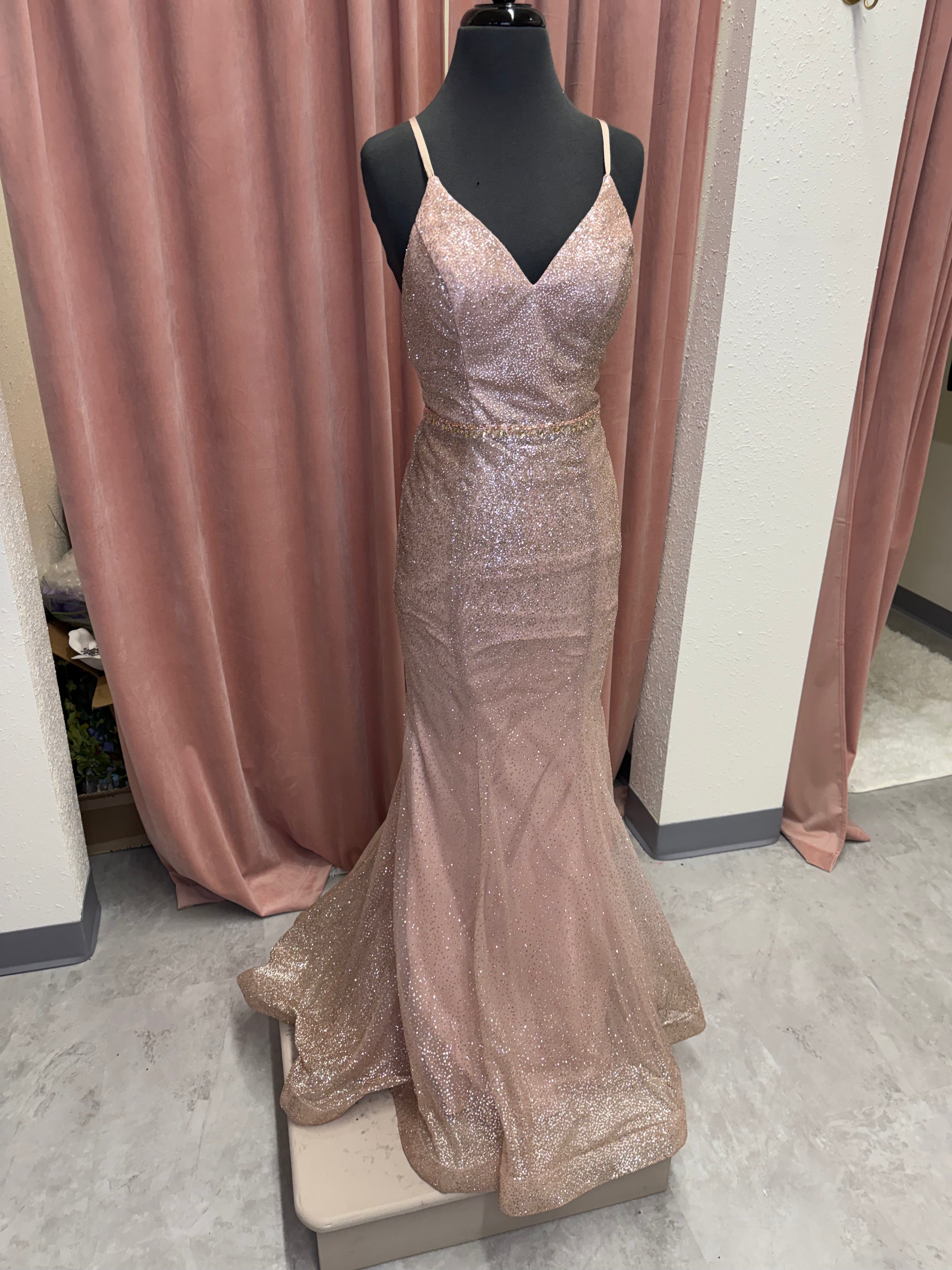 CL19850 / Rose Gold / Size 4 / Collette