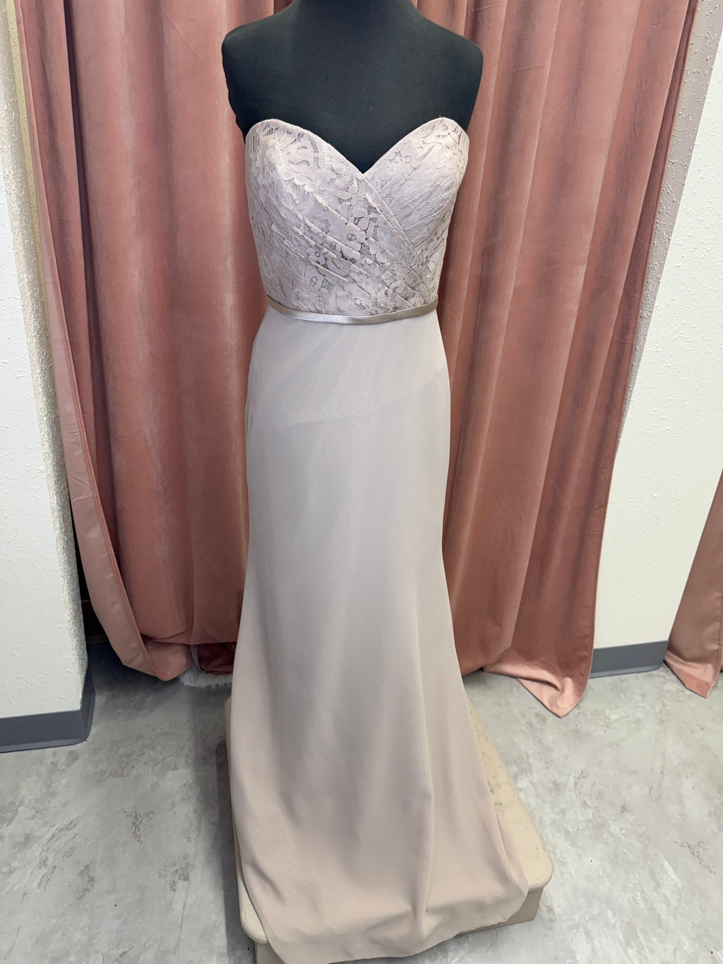 498 / Taupe / Size 6 / Christina Wu