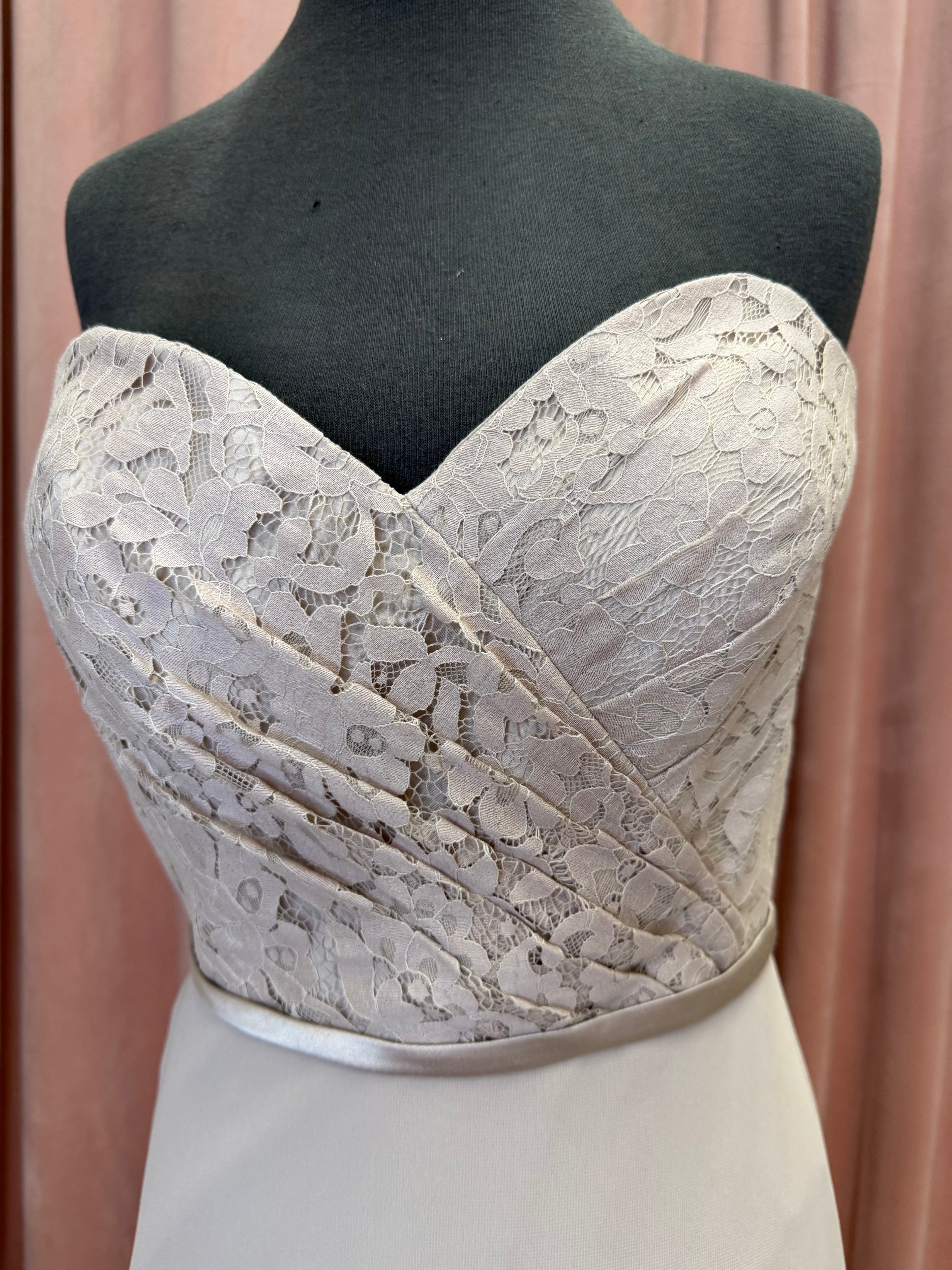 498 / Taupe / Size 6 / Christina Wu