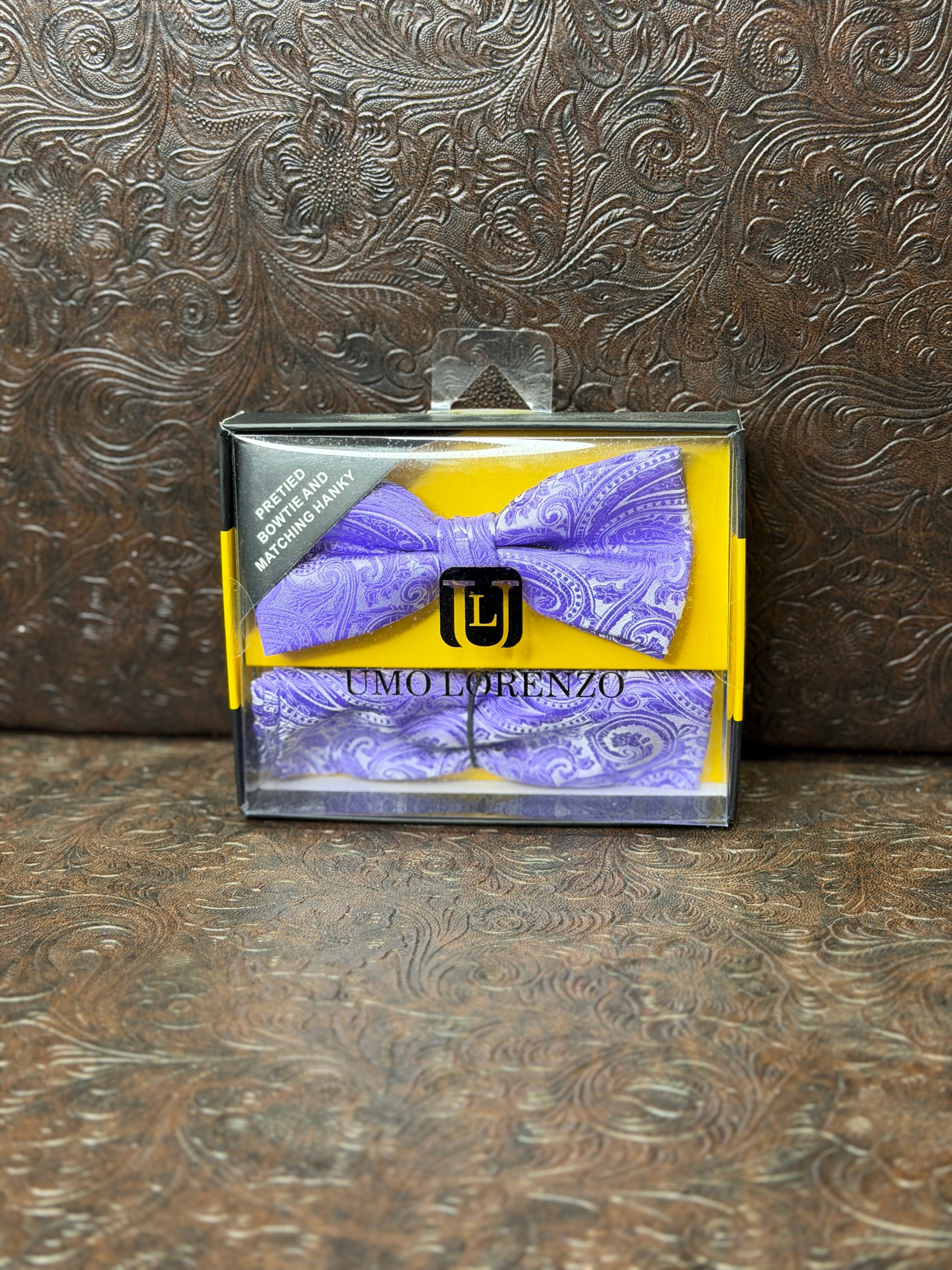 Lavender Paisley Print Bowtie