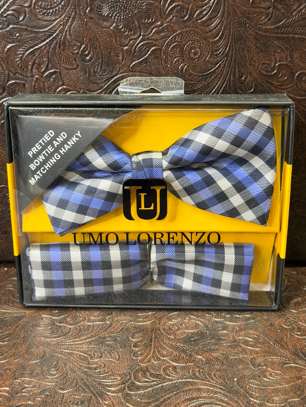 Blue and White Plaid bowtie