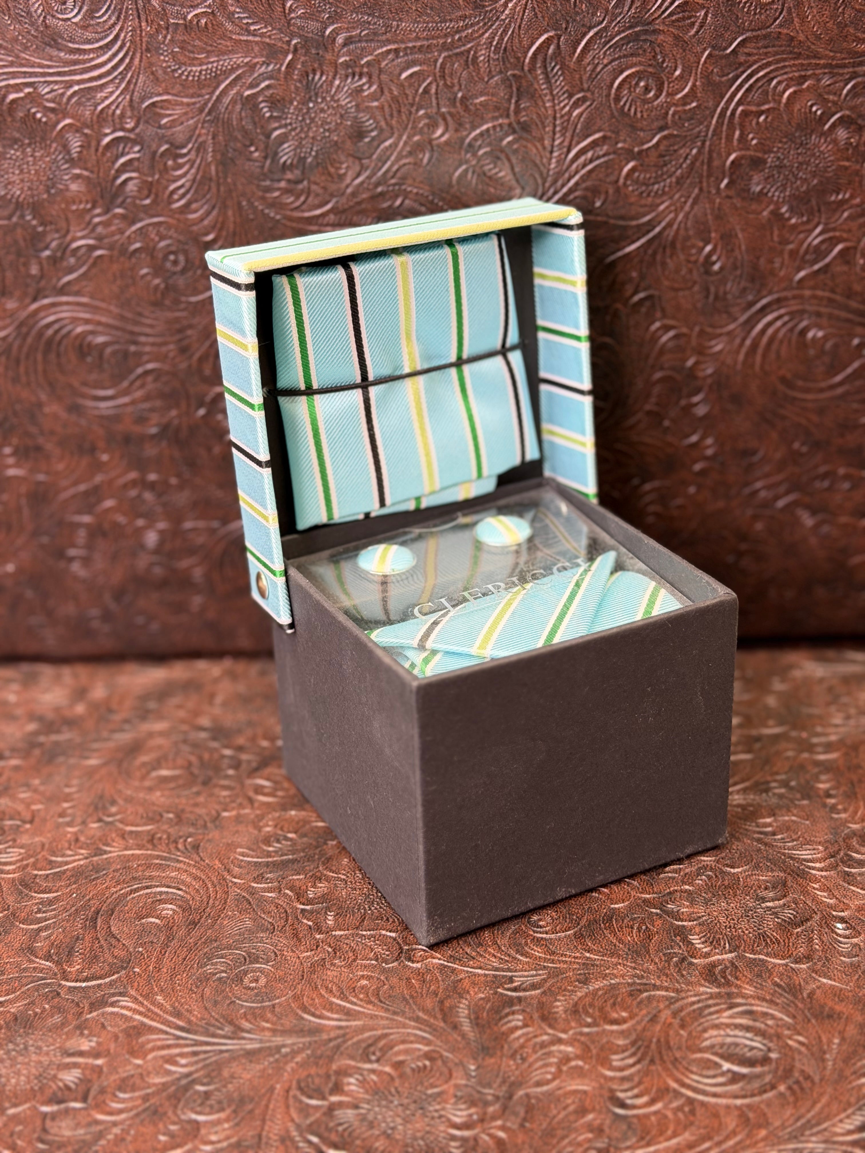 Light Blue Windsor Tie Set
