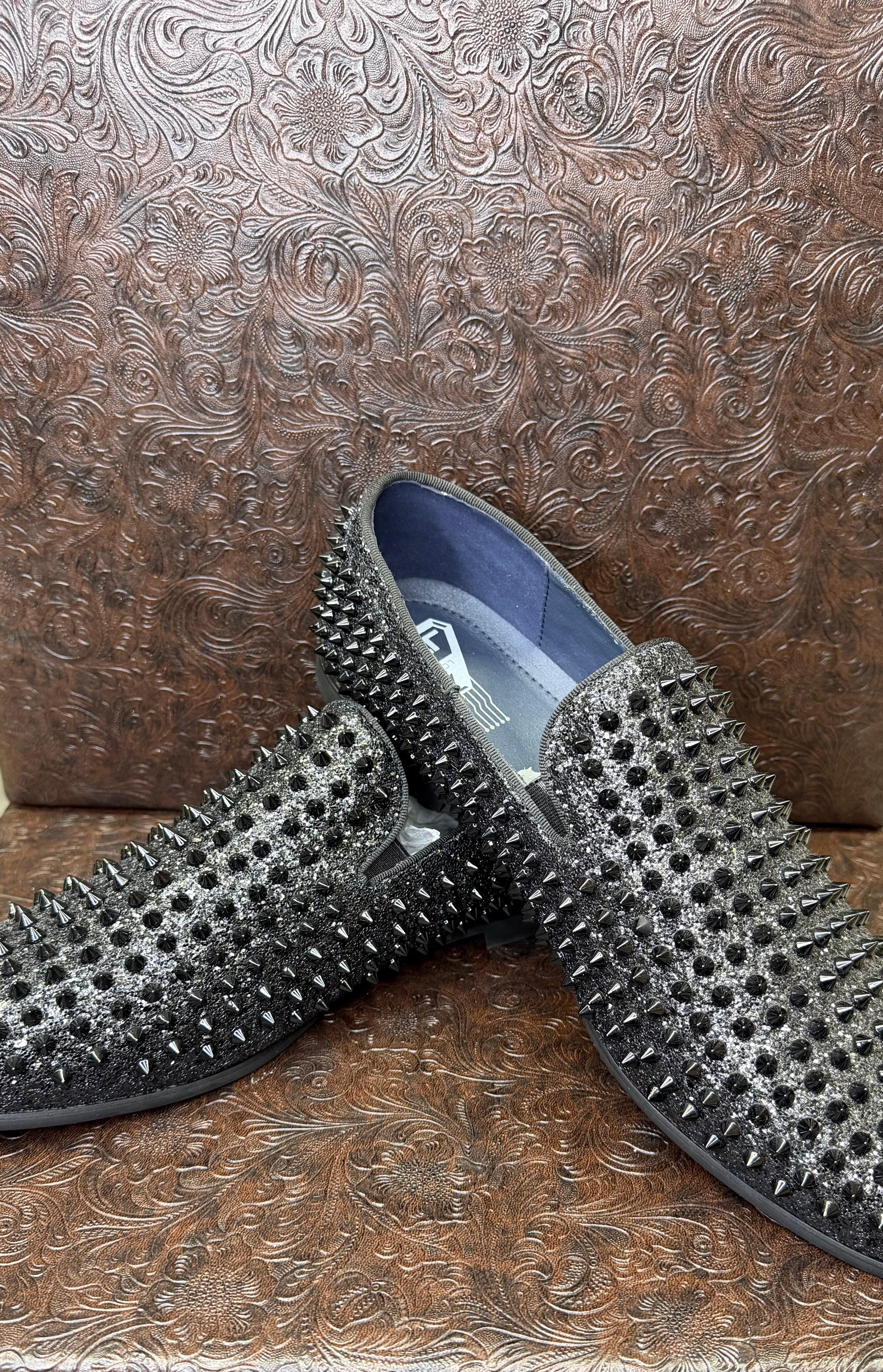 Luxor-3BL Black Spike