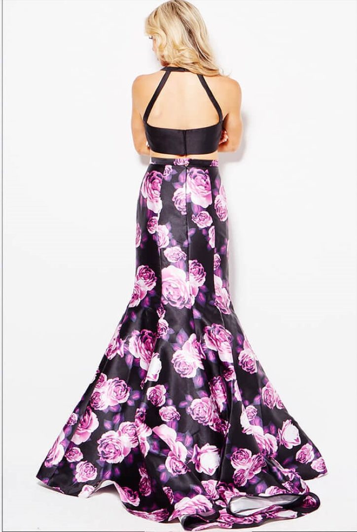 59899 / Black & Rose / Size 2 / Jovani