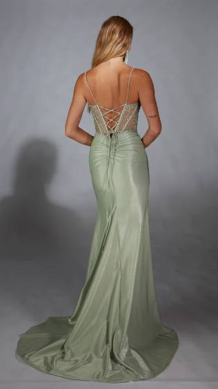 61916 / Red / Size 4 / Alyce